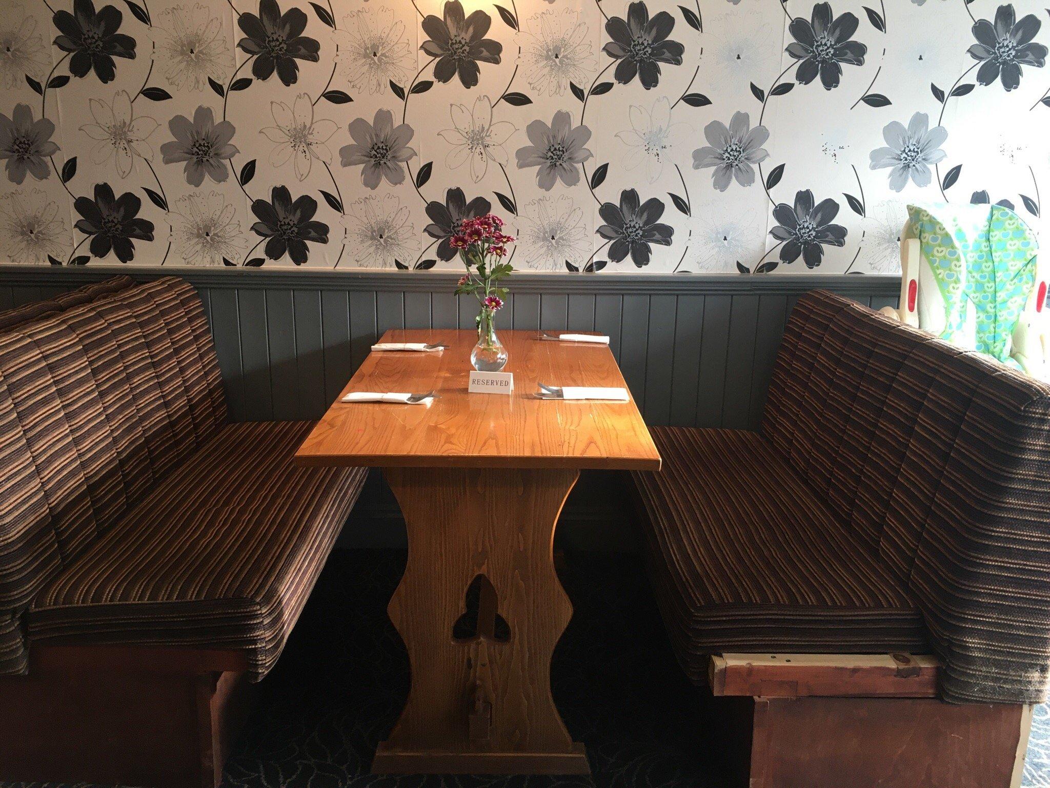 The Three Horseshoes - Flackwell Heath