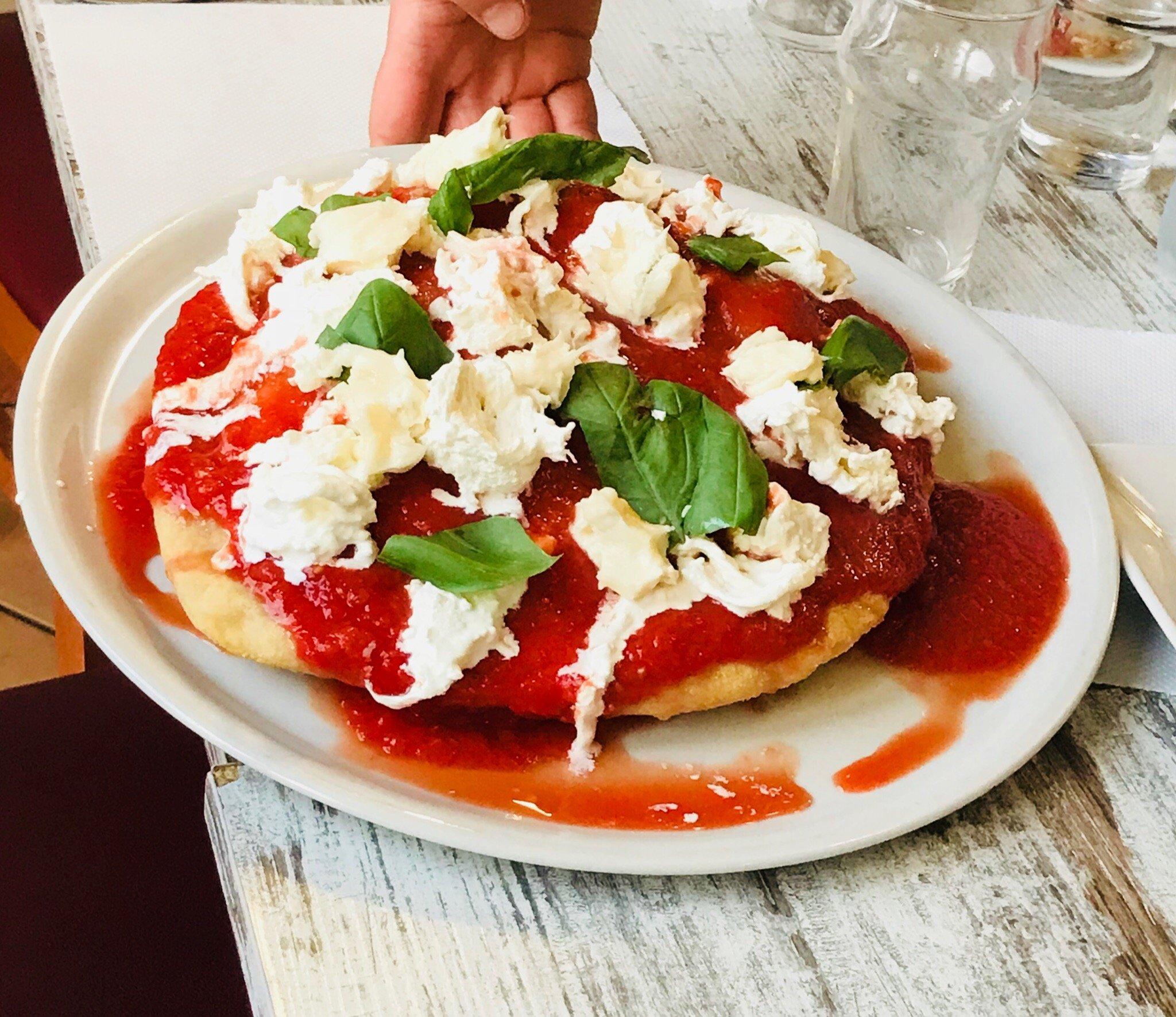 Da Pecchia Pizzeria e Sfizi Napoletani