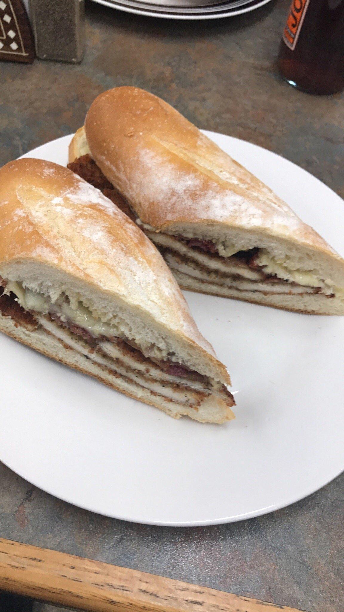 Carmine's Italian Deli & Cafe