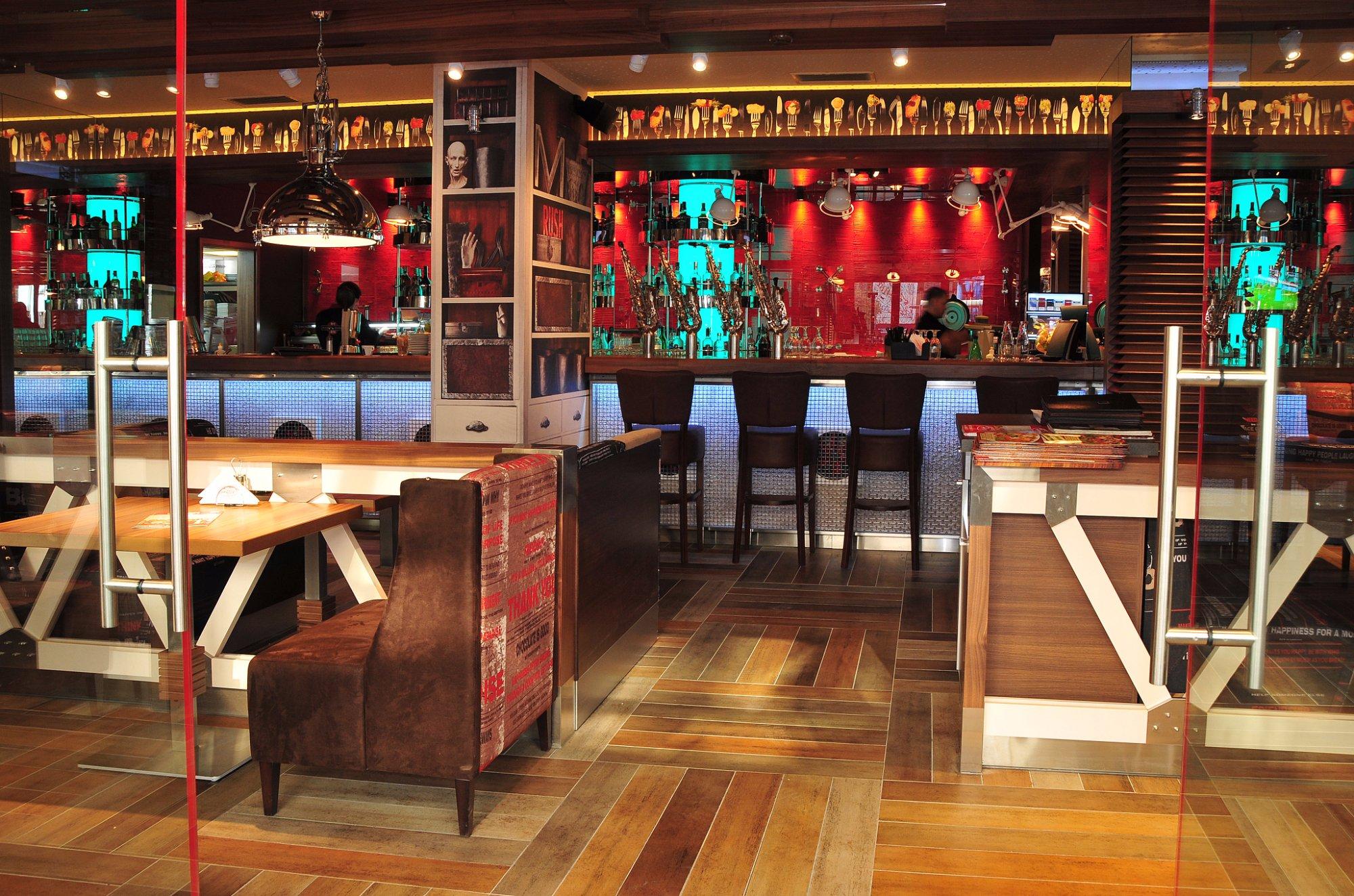 Happy Bar & Grill Rakovski