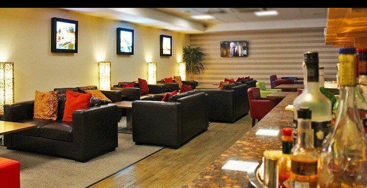 Premium Lounge