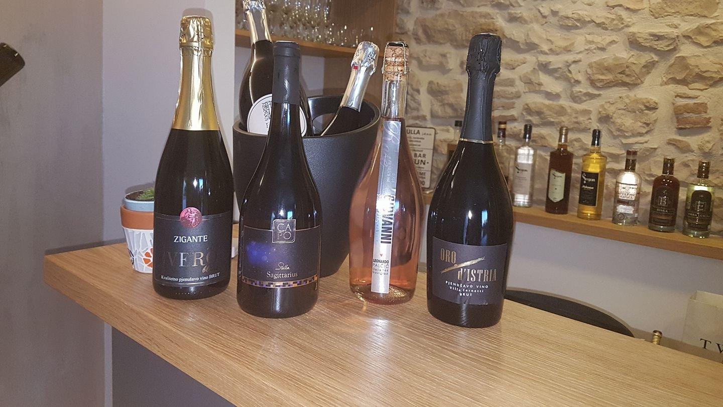 Caffe & wine bar ''Kantun''