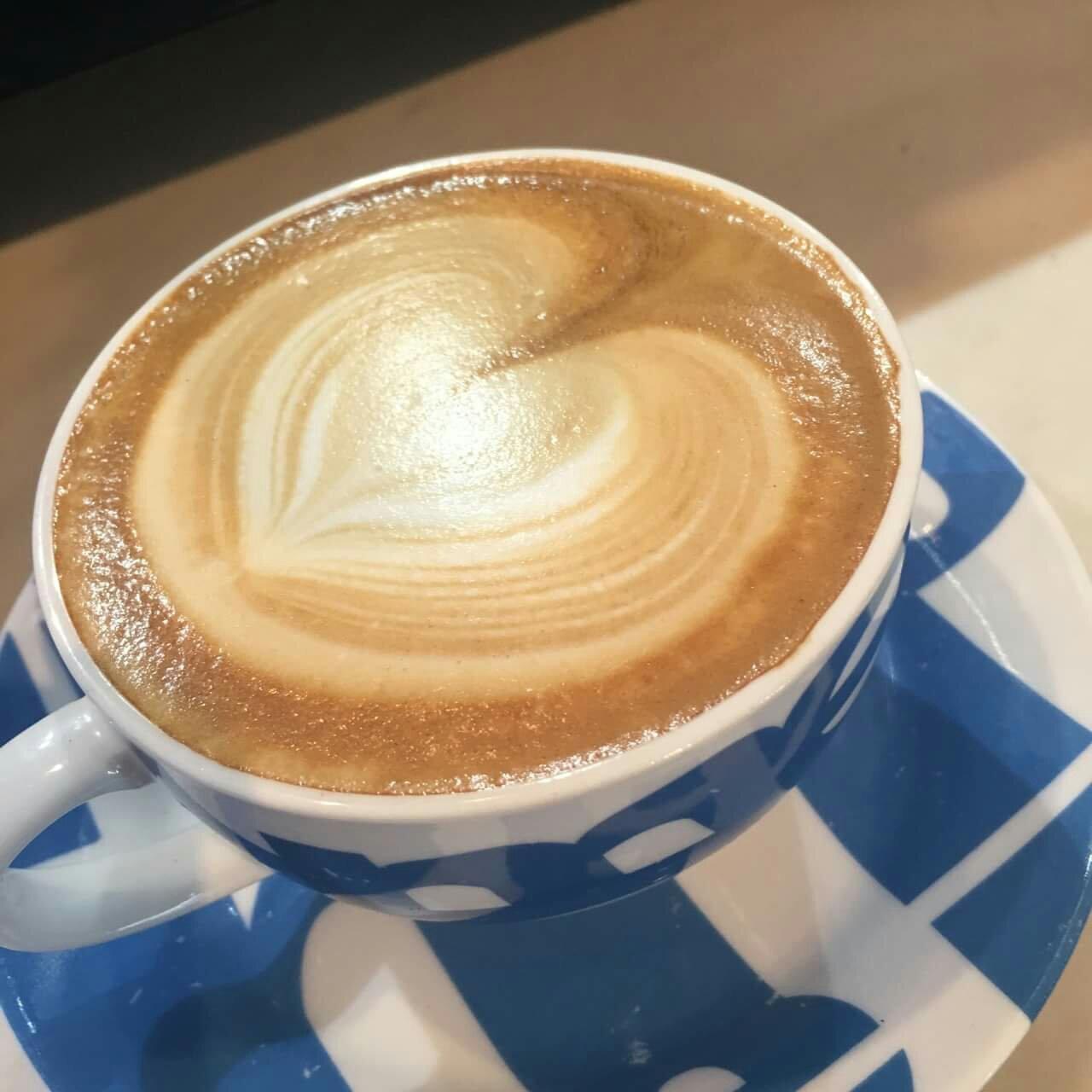 Photo by SimonKnechtli