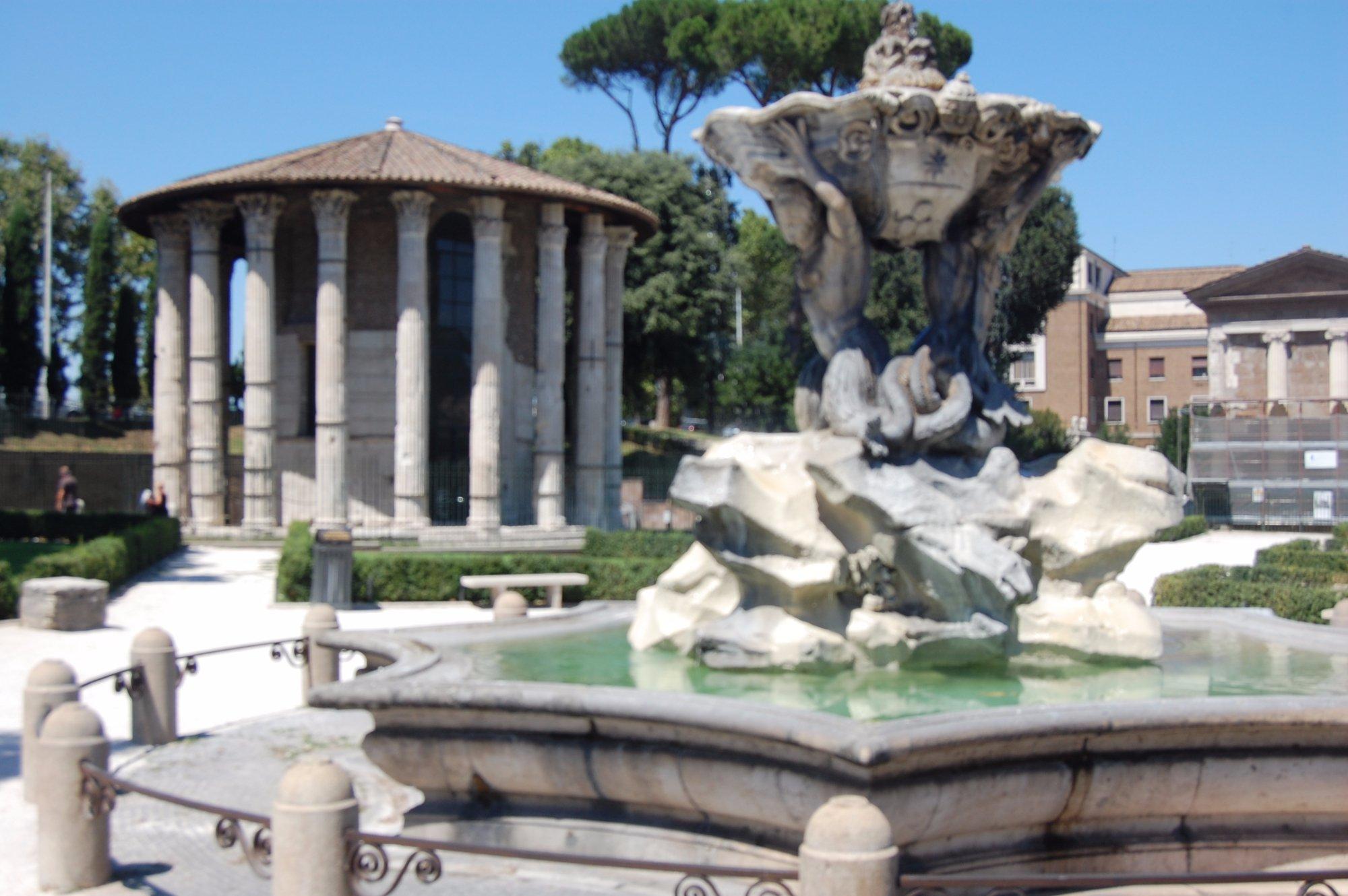 Fontana dei Tritoni