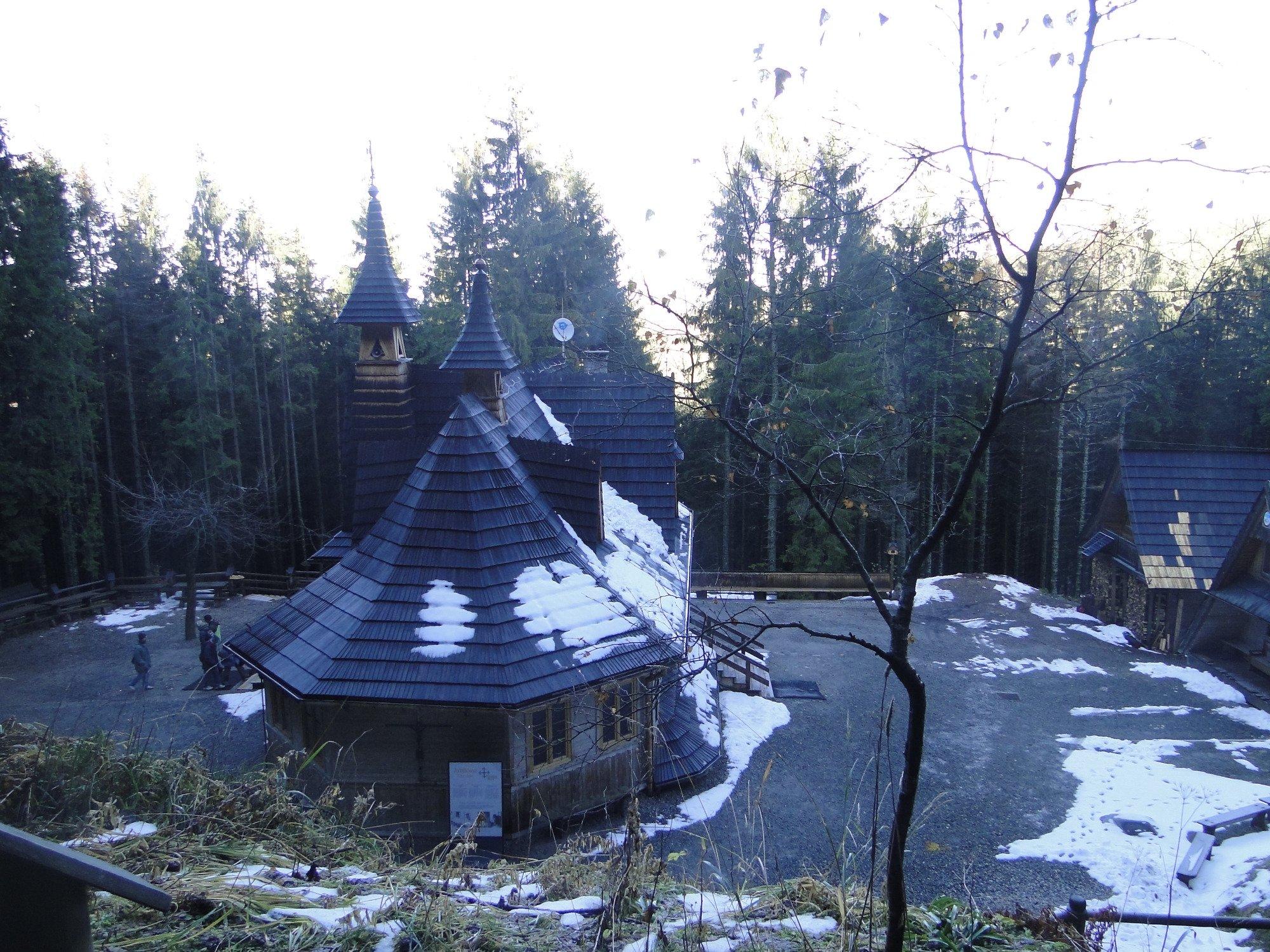 Wiktorowki Chapel/Kaplica Na Wiktorowkach