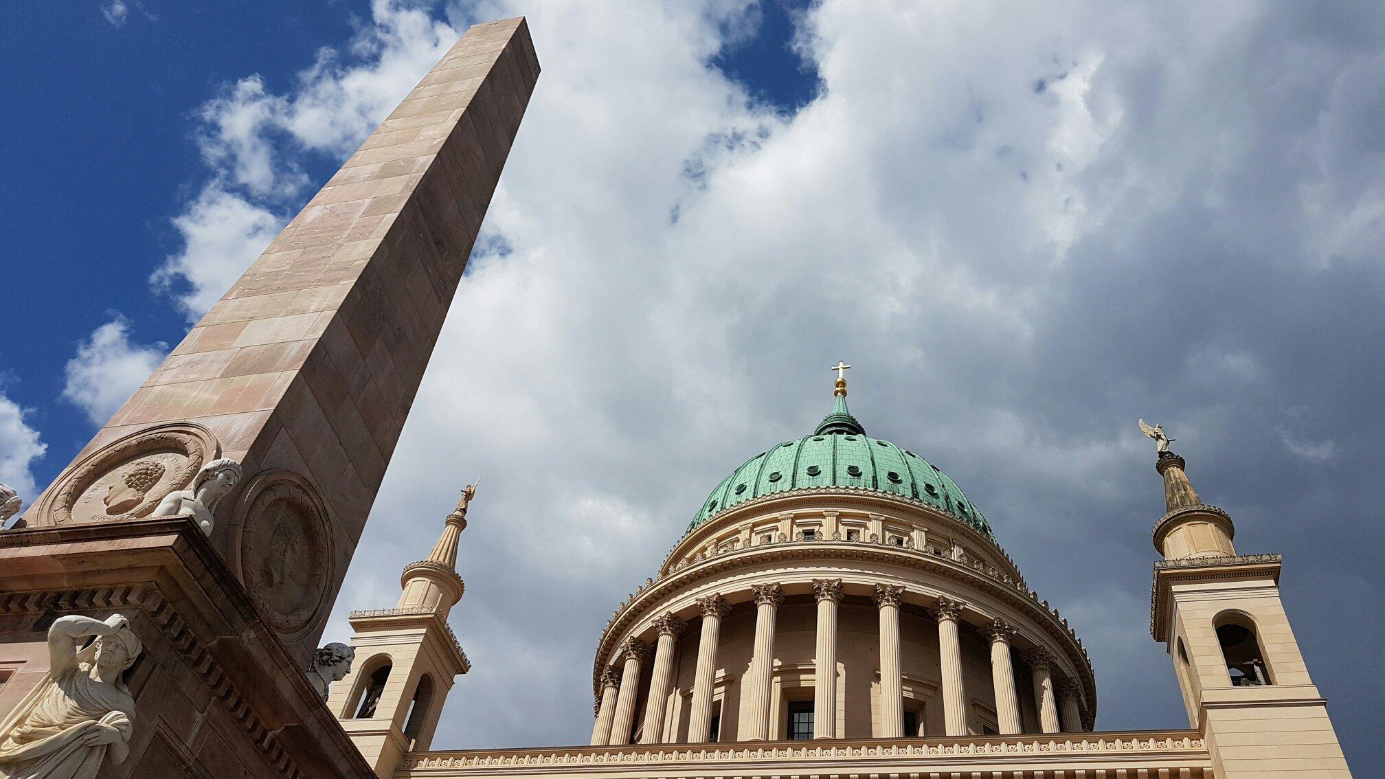 Der Obelisk auf dem Alten Markt