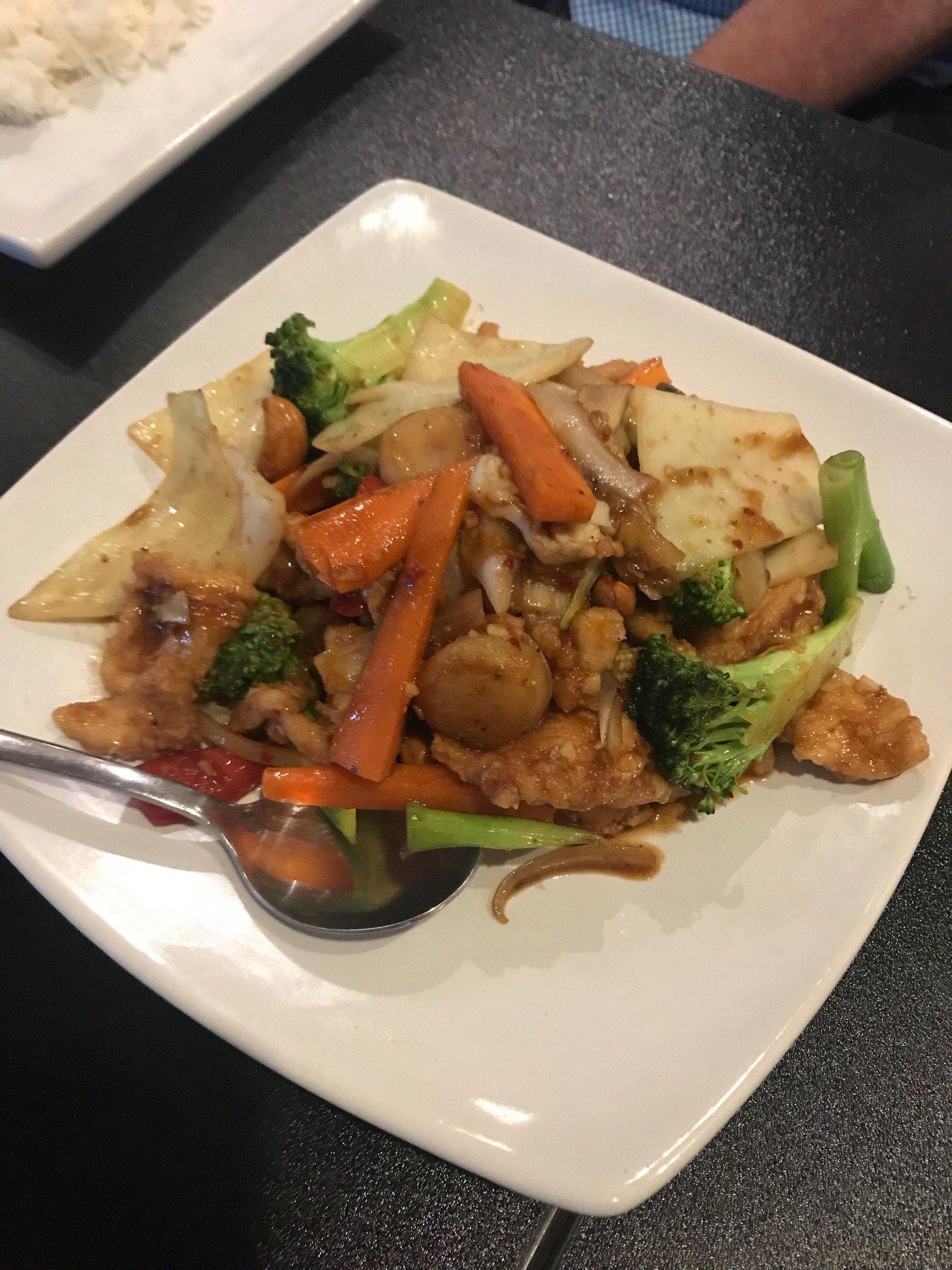 Thai Lemon Tree Restaurant