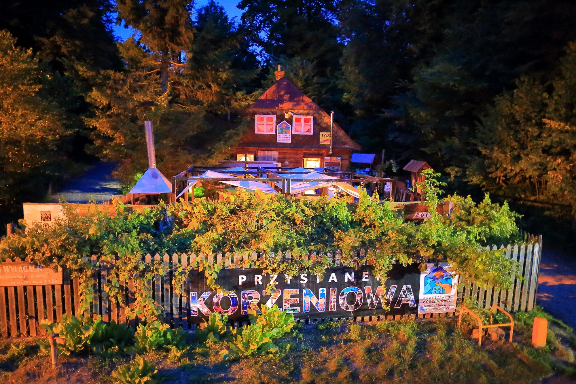 Przystanek Korzeniowa