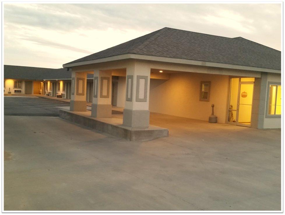 Cimarron Crossing Motel