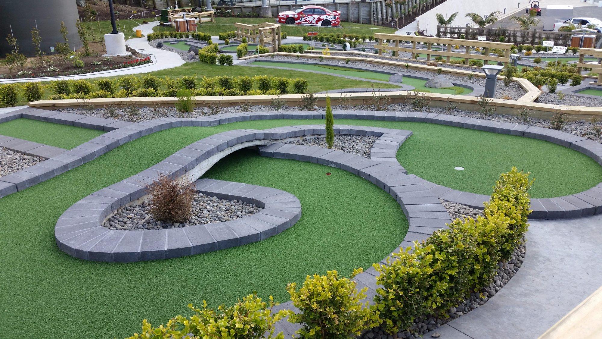Hillsborough Mount Panorama Mini Putt