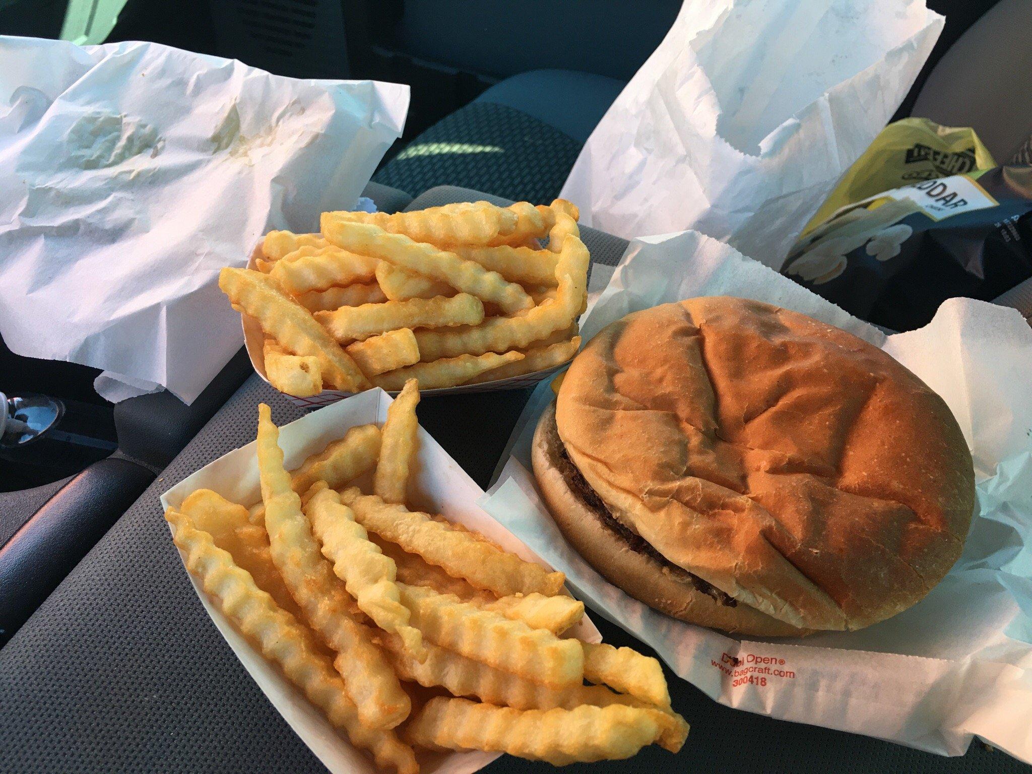 Duncan's Market & Grill