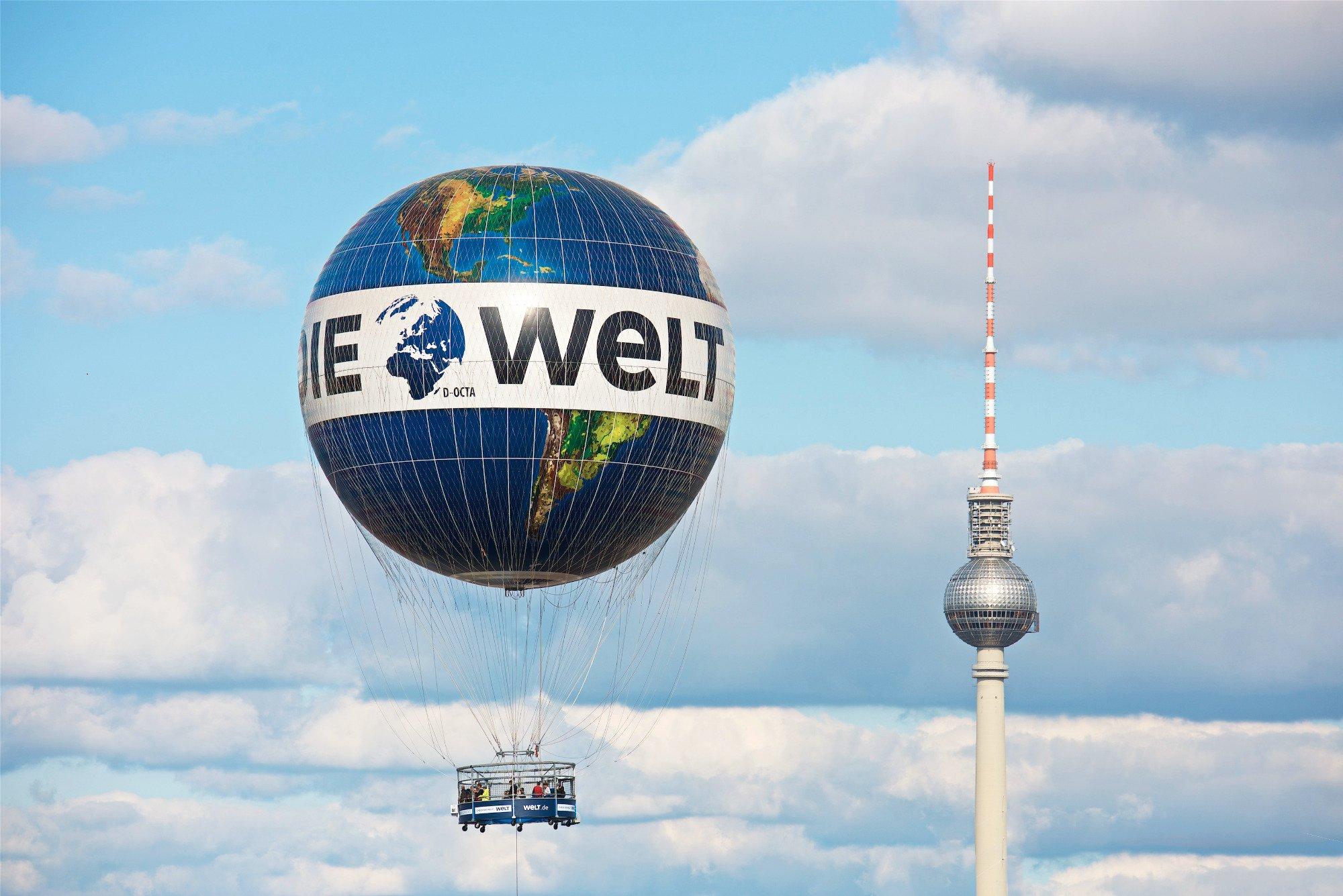 Air Service Berlin - Weltballon