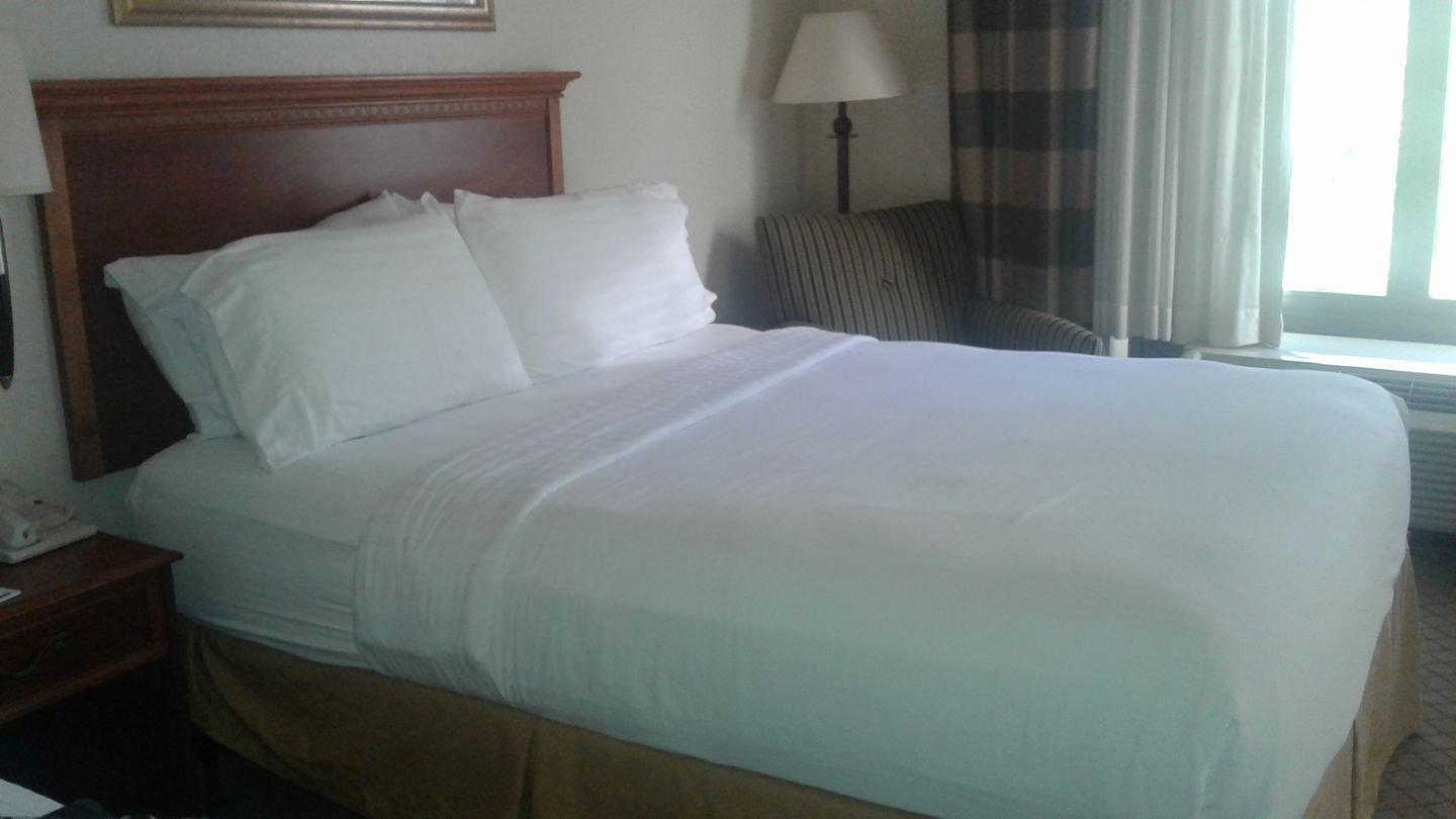 Holiday Inn Express & Suites Jackson - Flowood, an IHG hotel