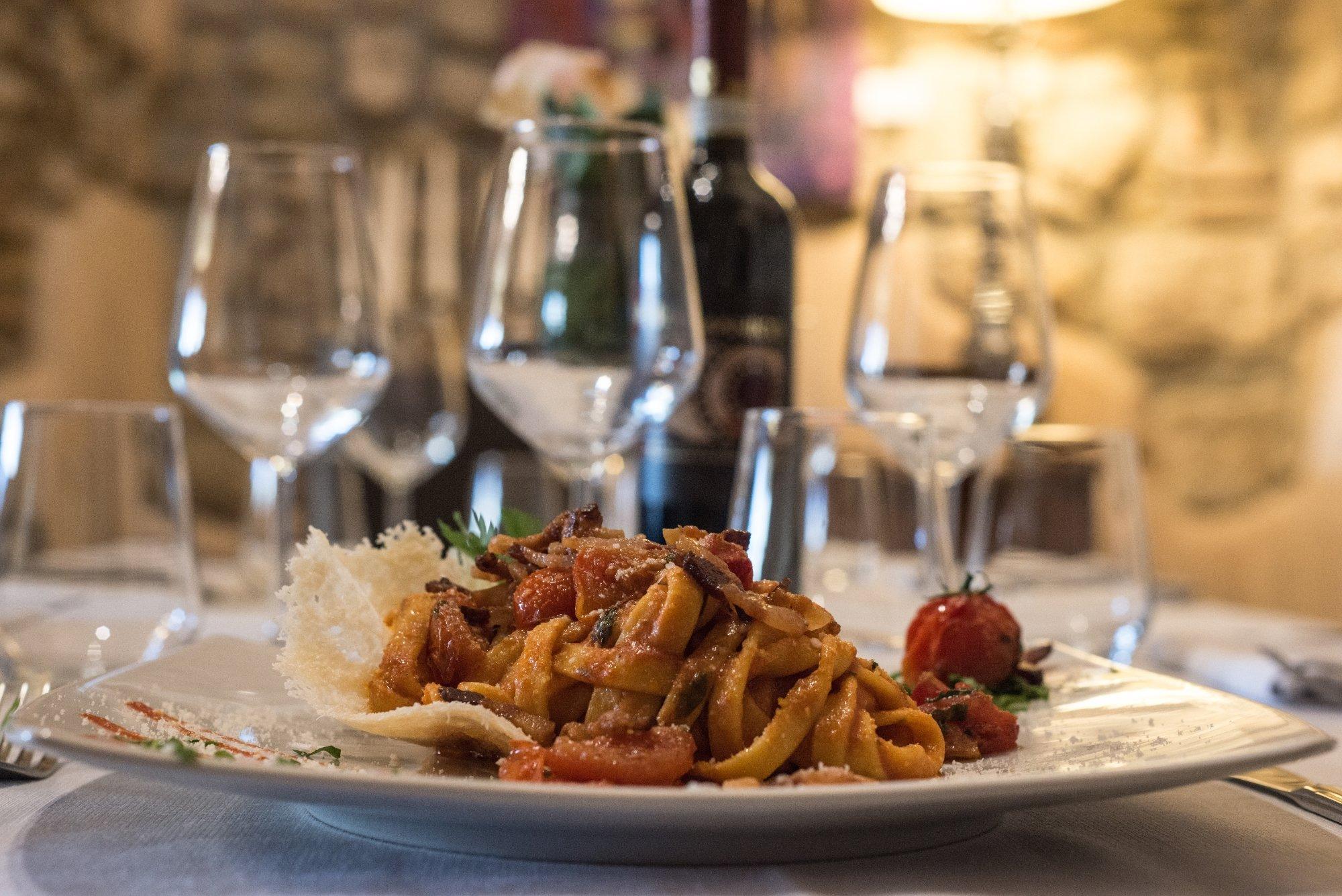 La Piazzetta Ristorante Enoteca Affittacamere