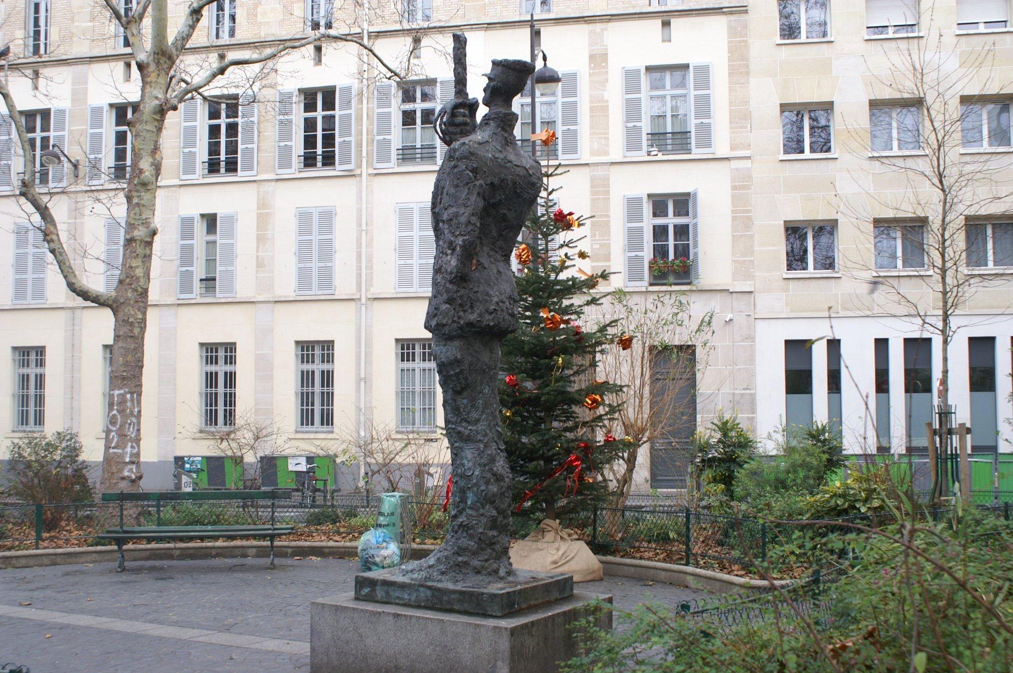 Statue du capitaine Dreyfus
