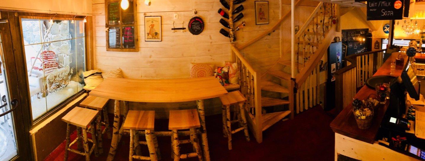 Wood Bear Cafe Arc 1950