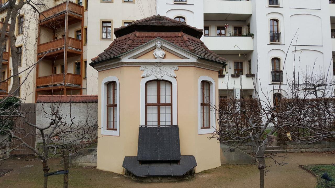 Brunnen am Thomae Pavillon