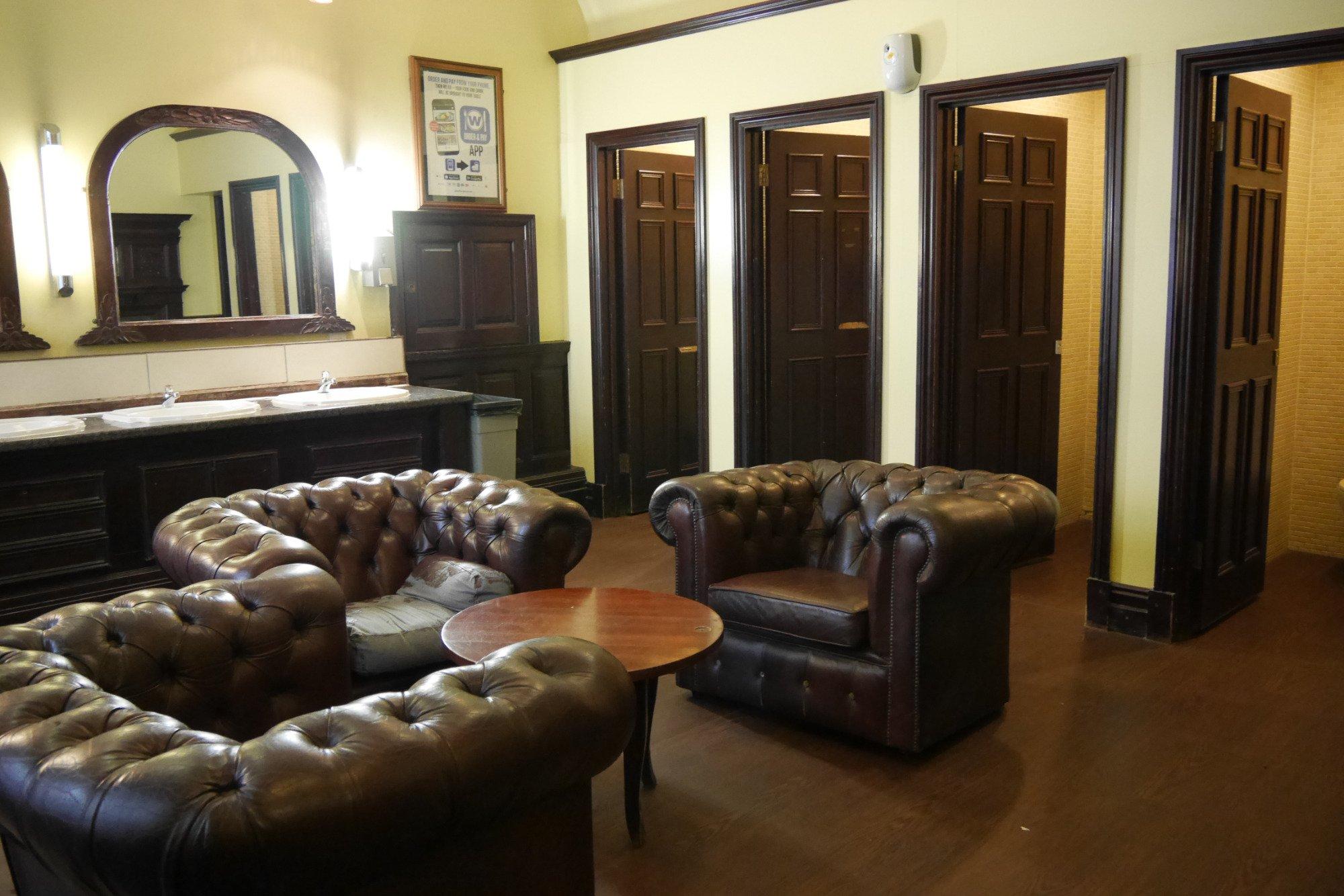 The Commercial Rooms