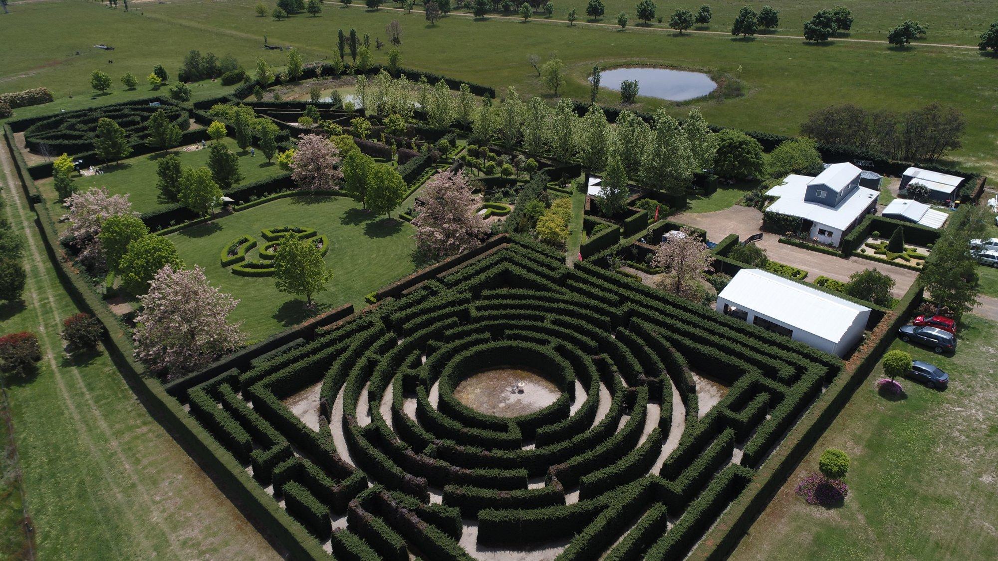 High Country Gardens, Gallery and Maze