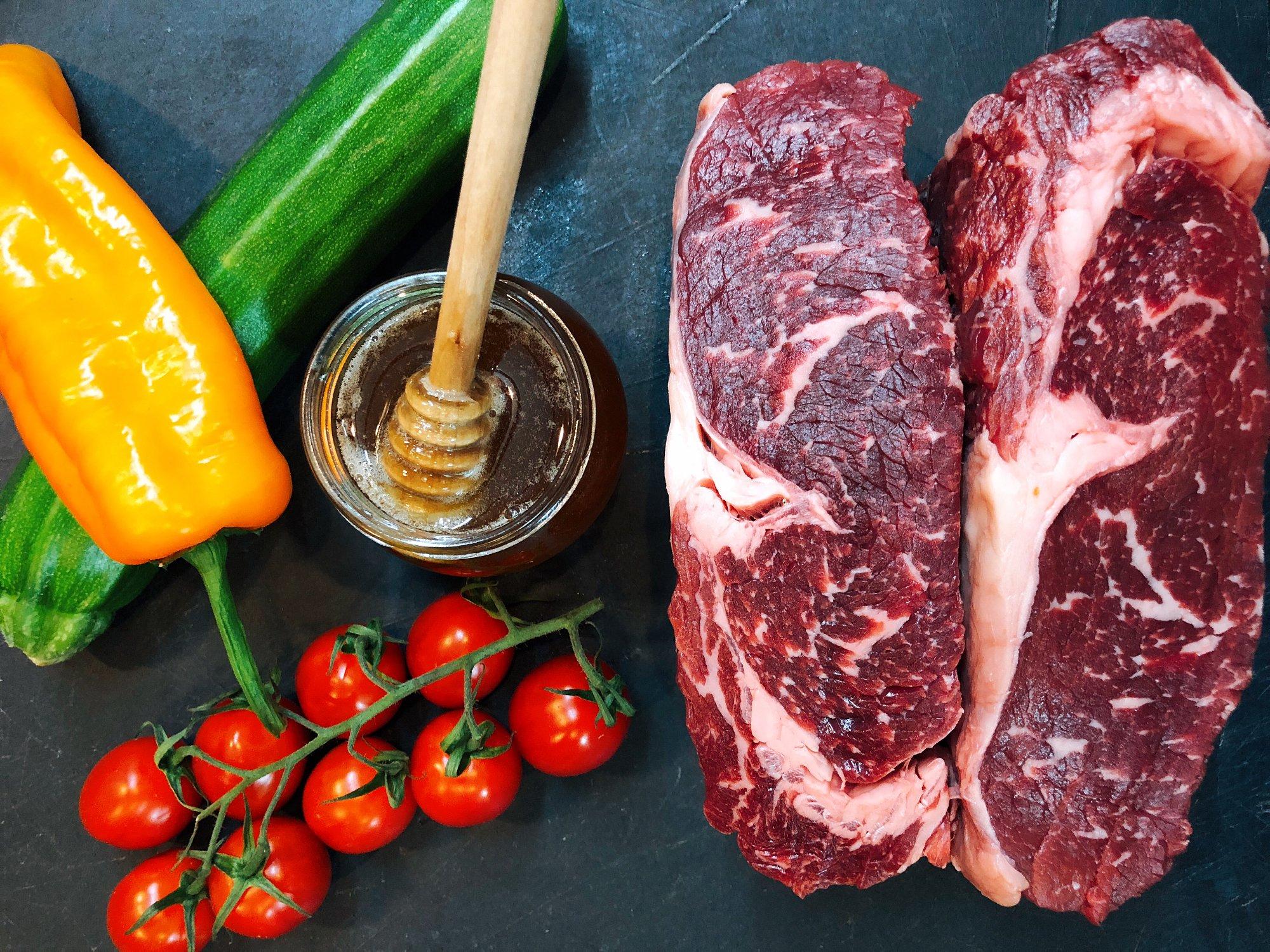 LA VIE Bistro Beef Shop