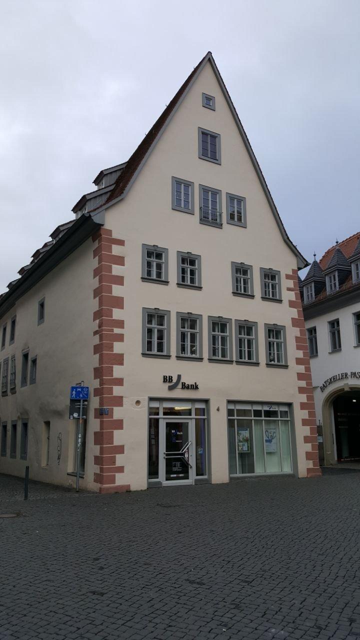 Haus zur Halben Eisernen Tür