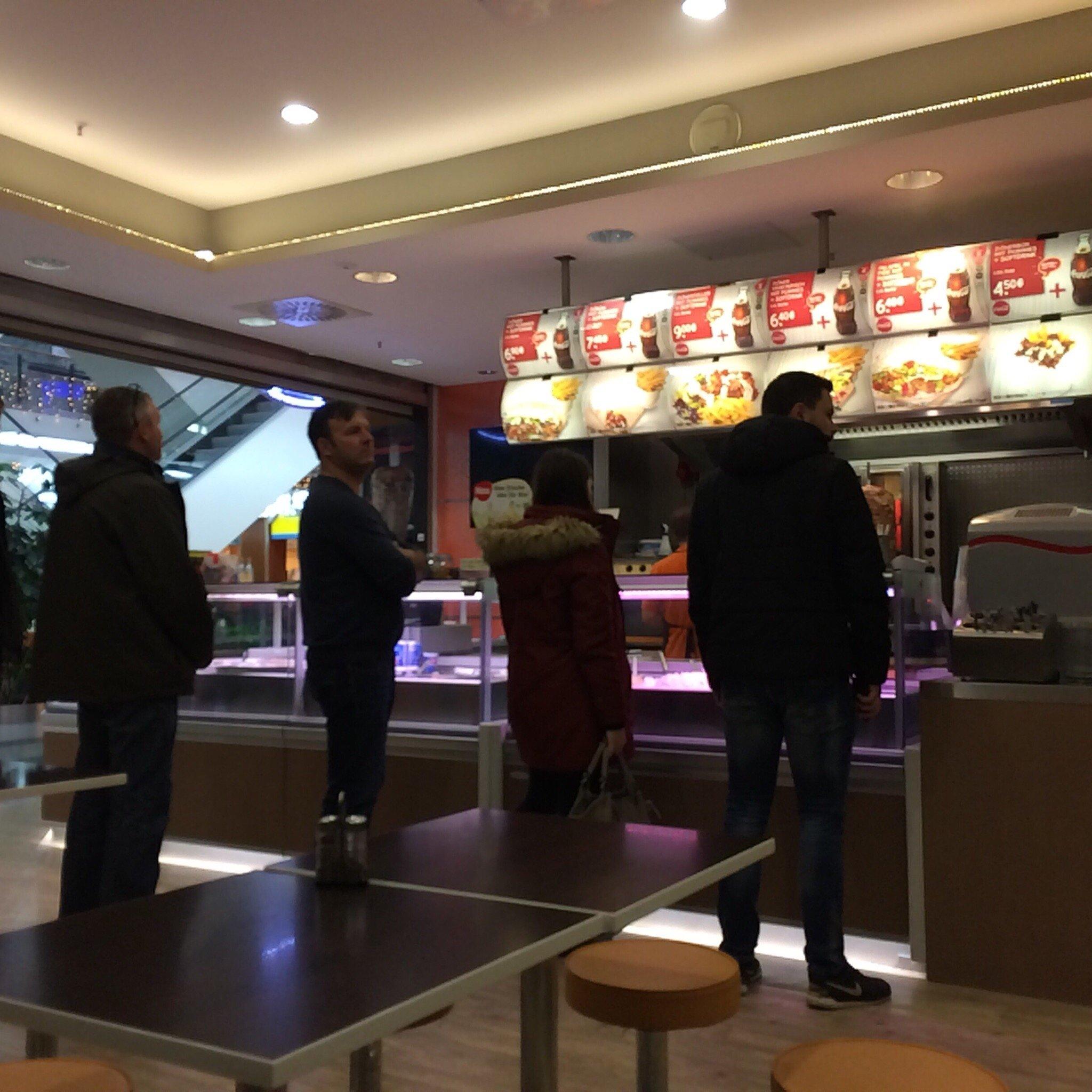 Photo by Christoph R