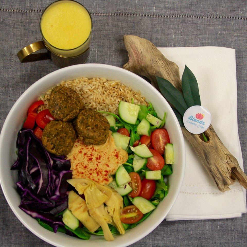 Blendz Smoothie Shop & Healthy Eatery