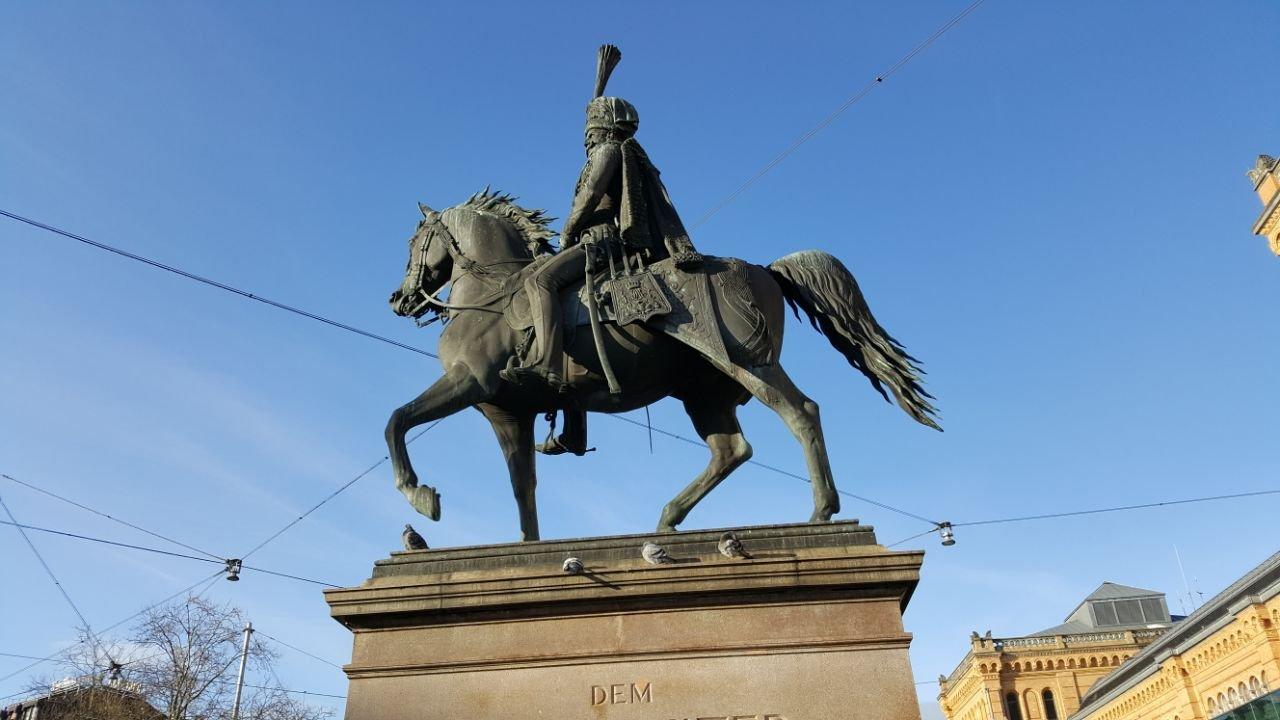 Monument to Ernest Augustus