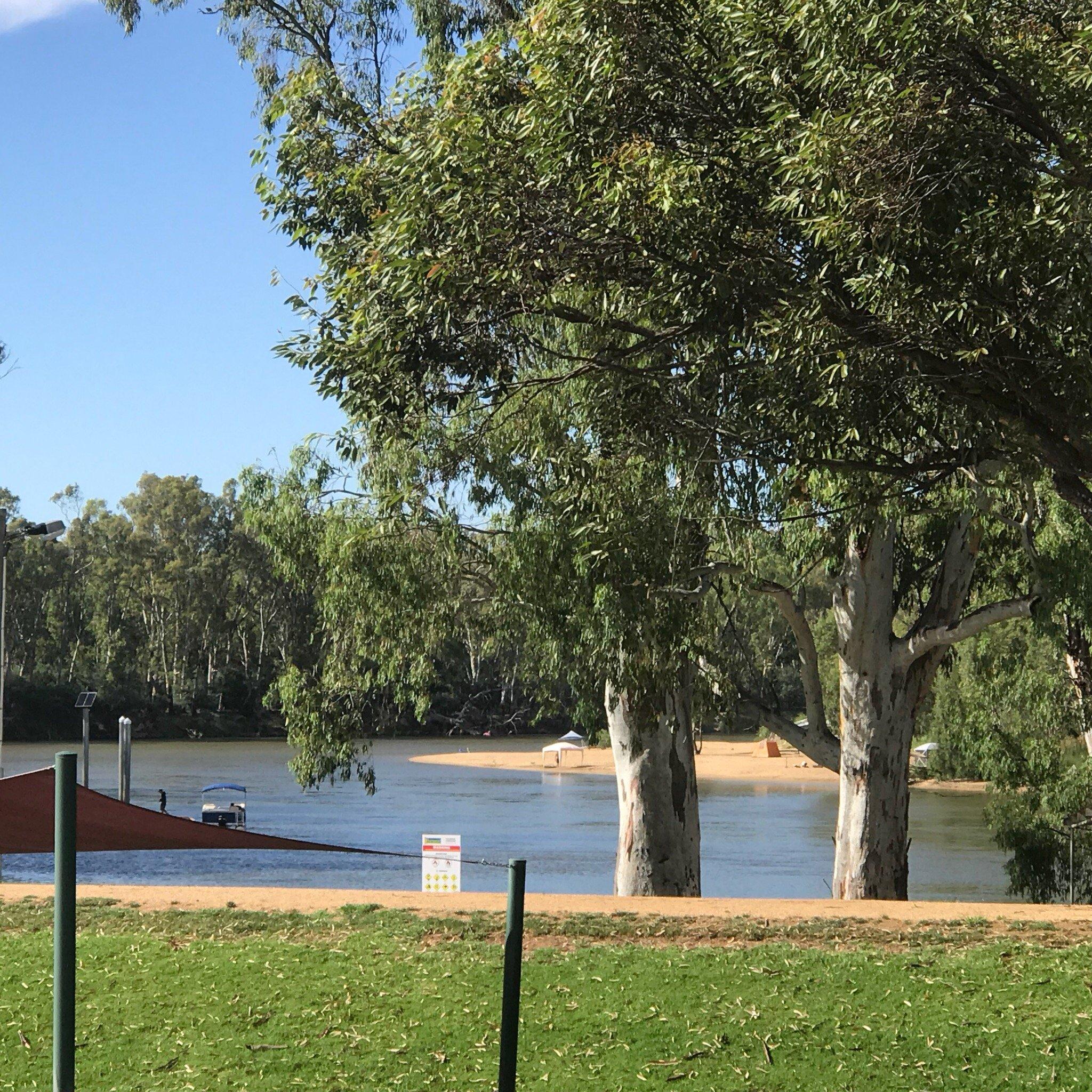 Tocumwal Pavilion Cafe