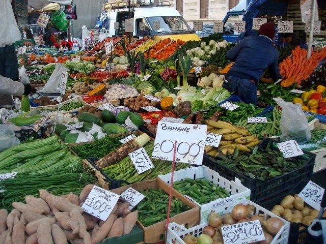 Mercato Settimanale Martedì