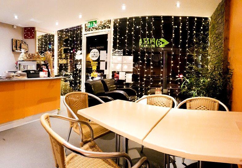 Nom nom pizza & Cafe Nida