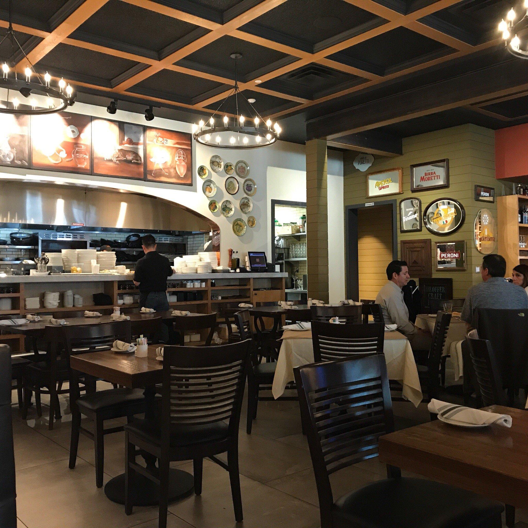 Taverna (Domain Northside)