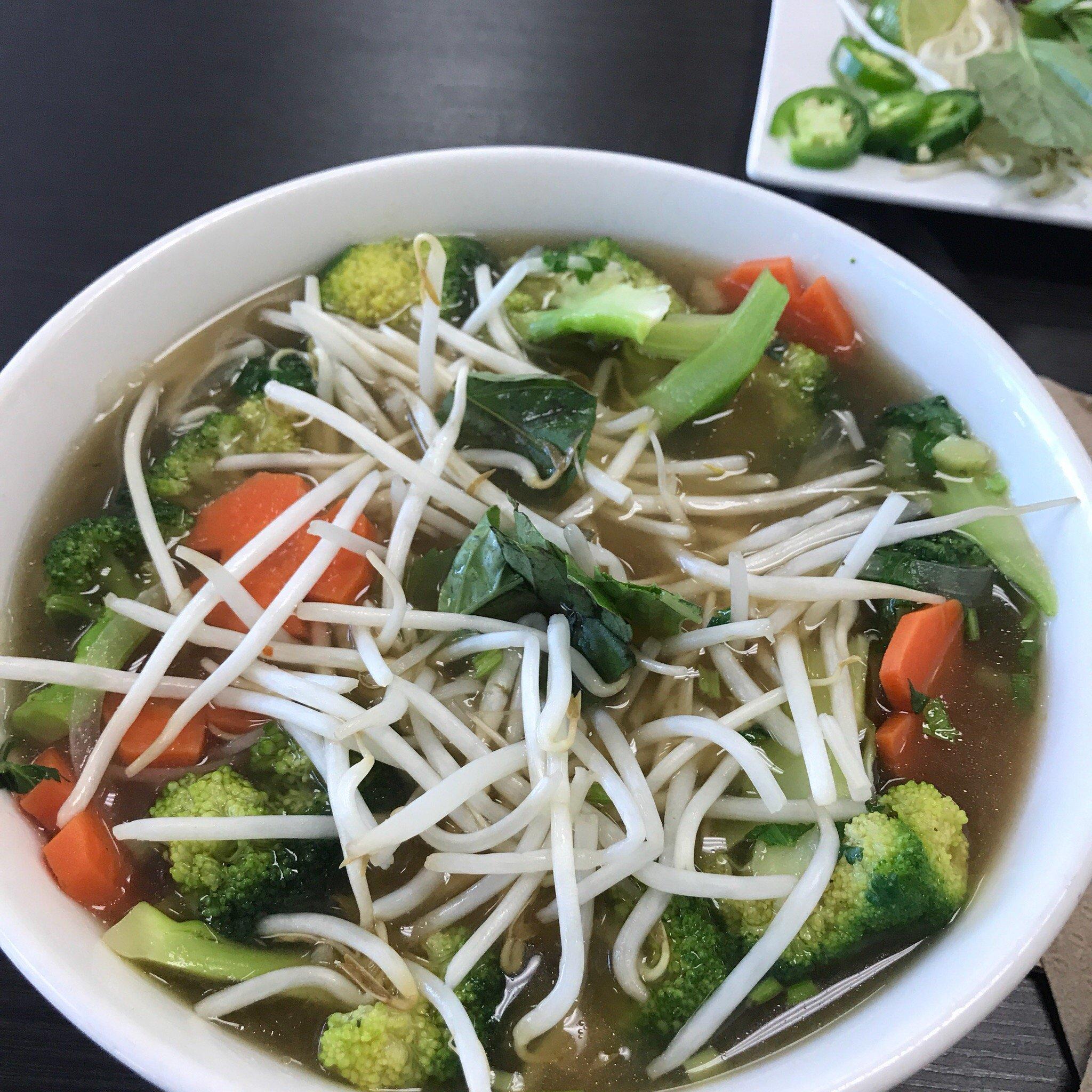 Me Vietnamese Kitchen