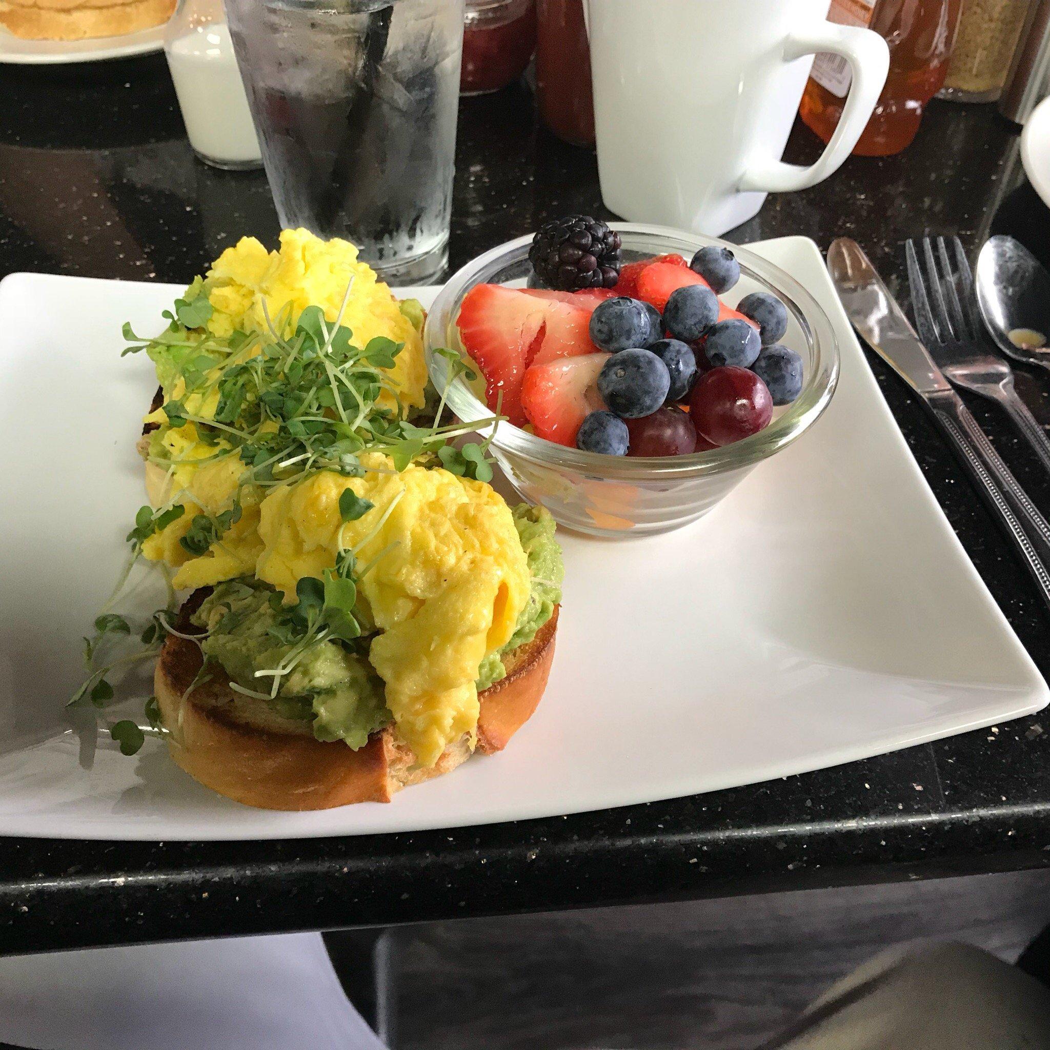 Friends With Benedicts Mimosa House