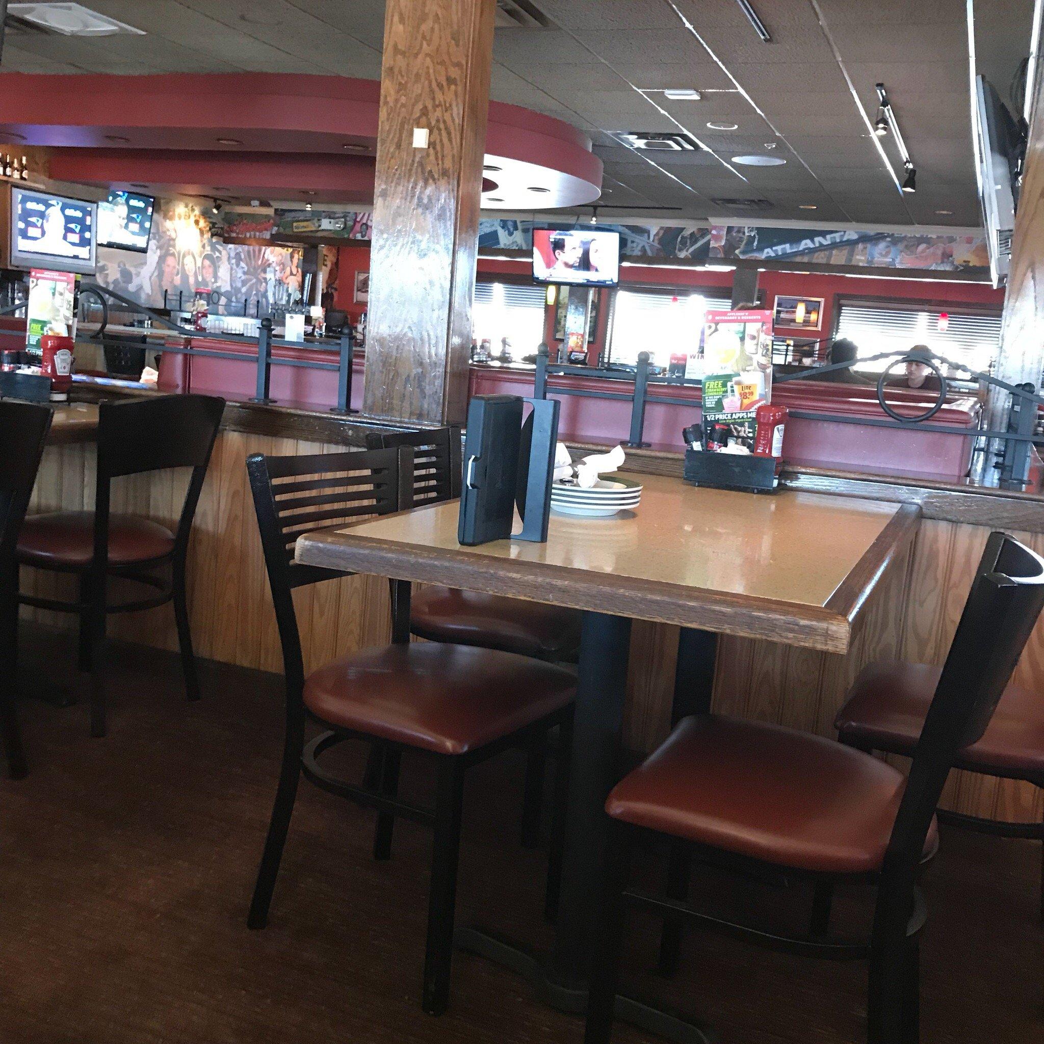 Applebee's Grill + Bar