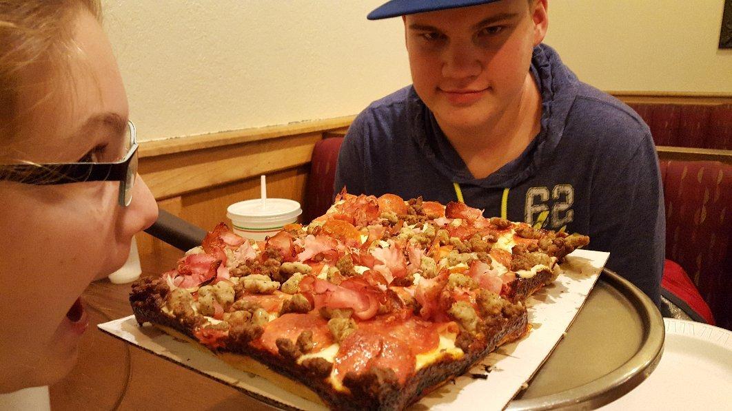Mancino's Pizza & Grinders