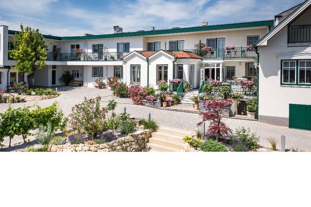 Weingut & Pension Haus Kranixfeld-Fischl