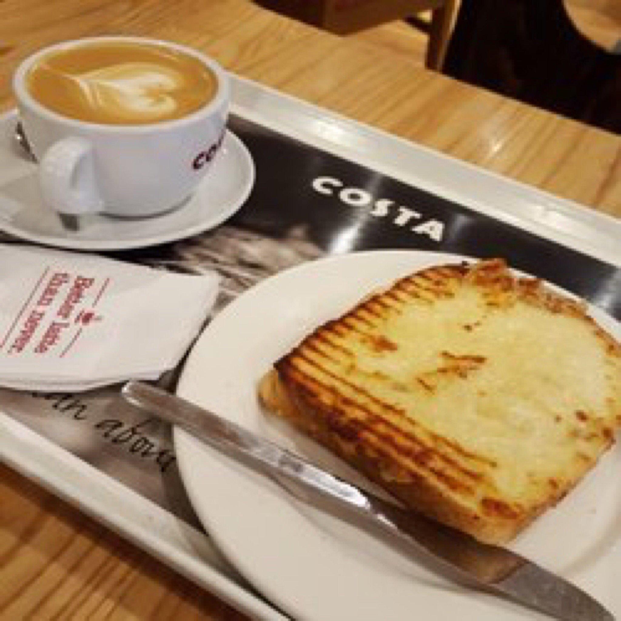 Photo by LizbethGladson_1