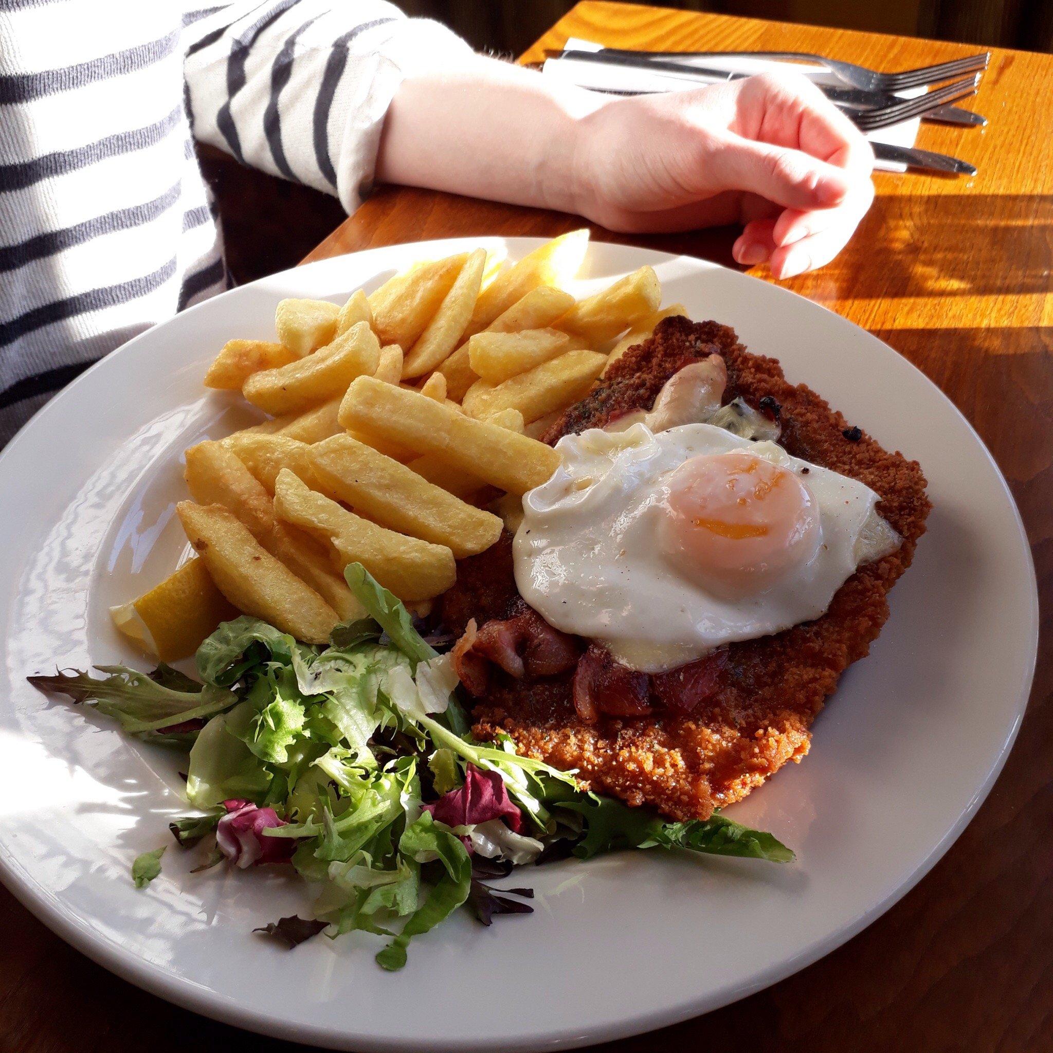 Derby Lodge Table Table