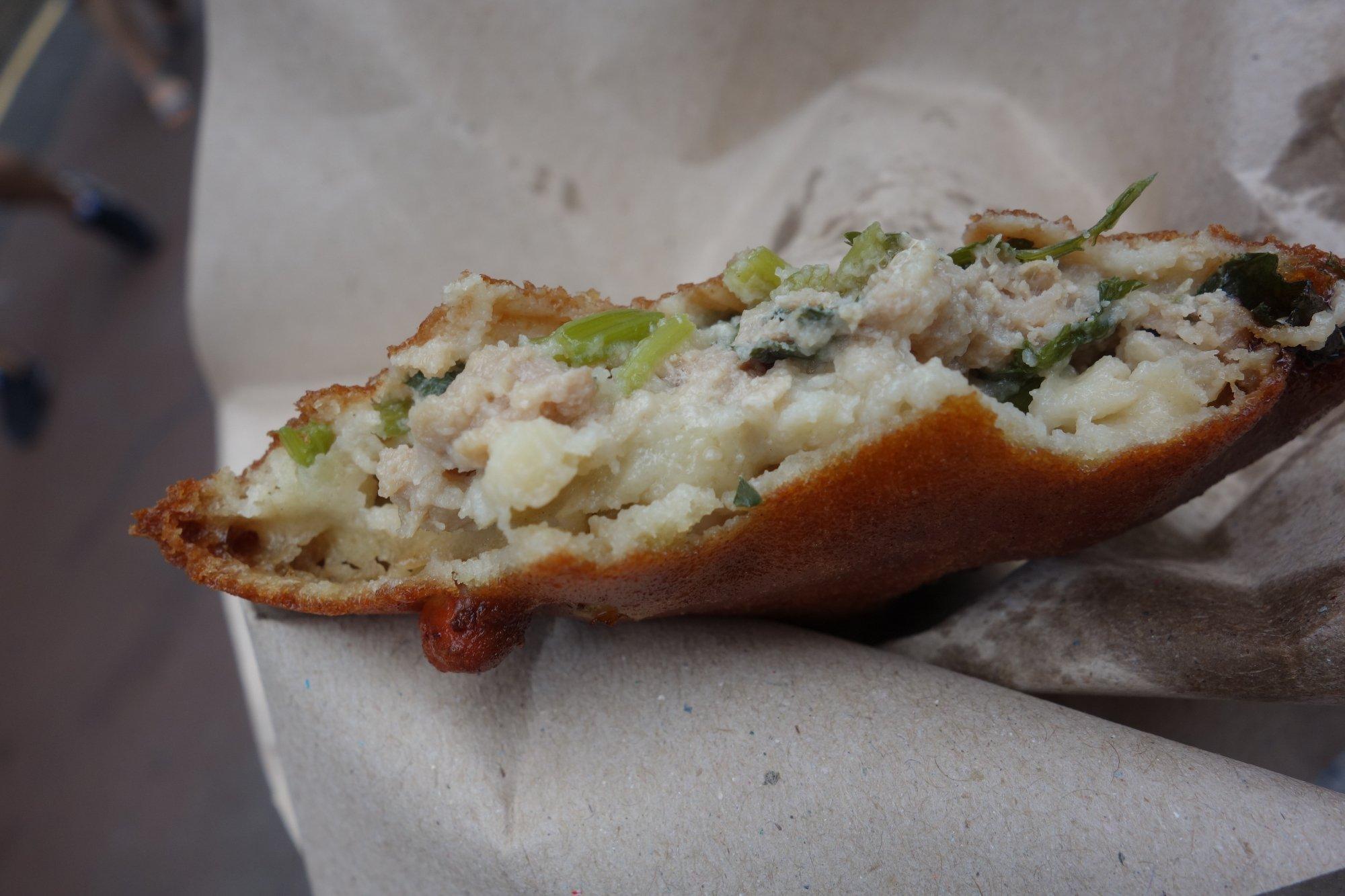 Maxwell Fuzhou Oyster Cake