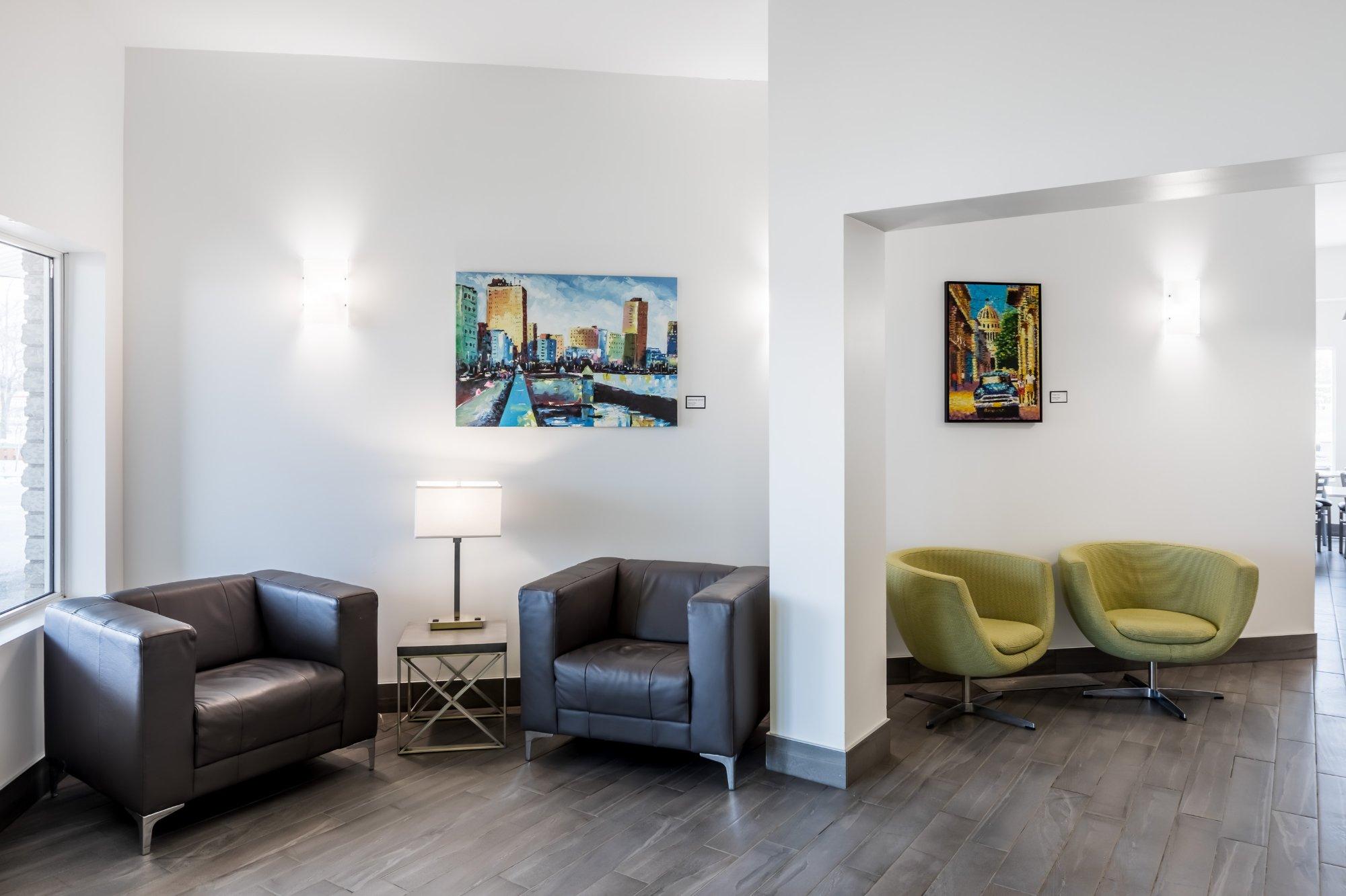 Super 8 by Wyndham Winnipeg West