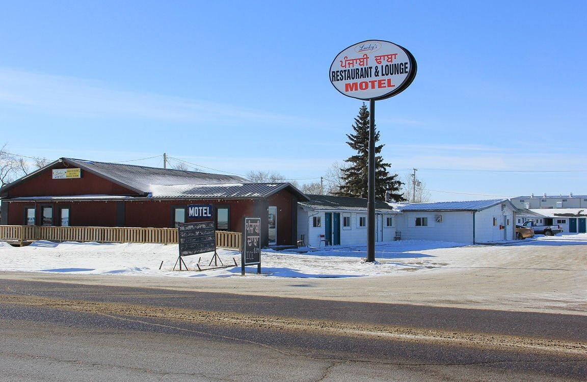 Lucky's Indian Head Motel
