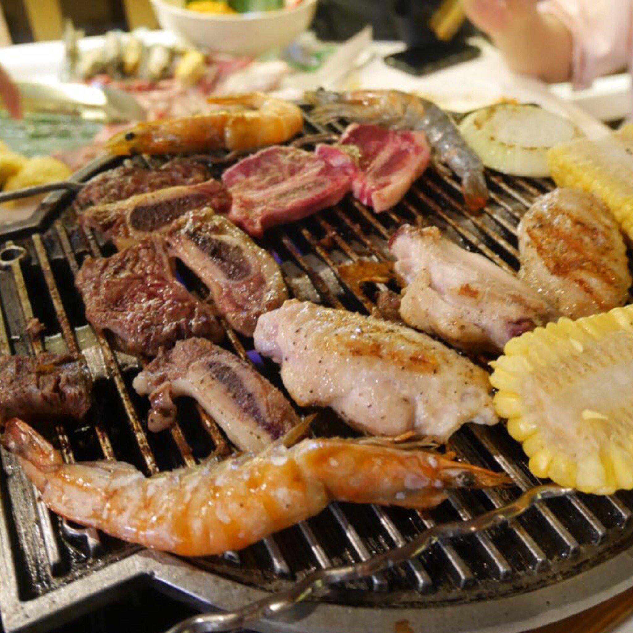 Salty's Grill & Cafe