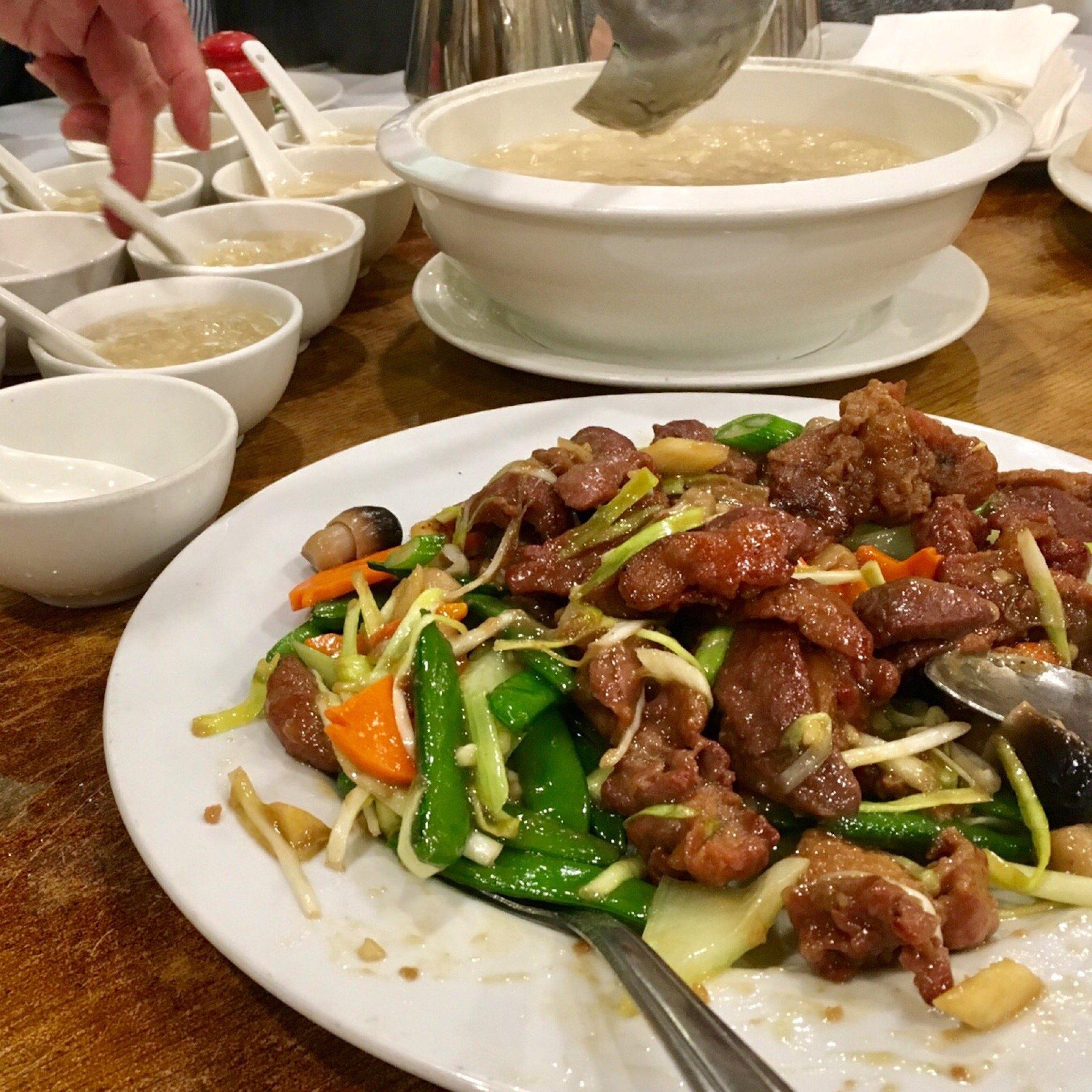 Hung To Seafood Restaurant