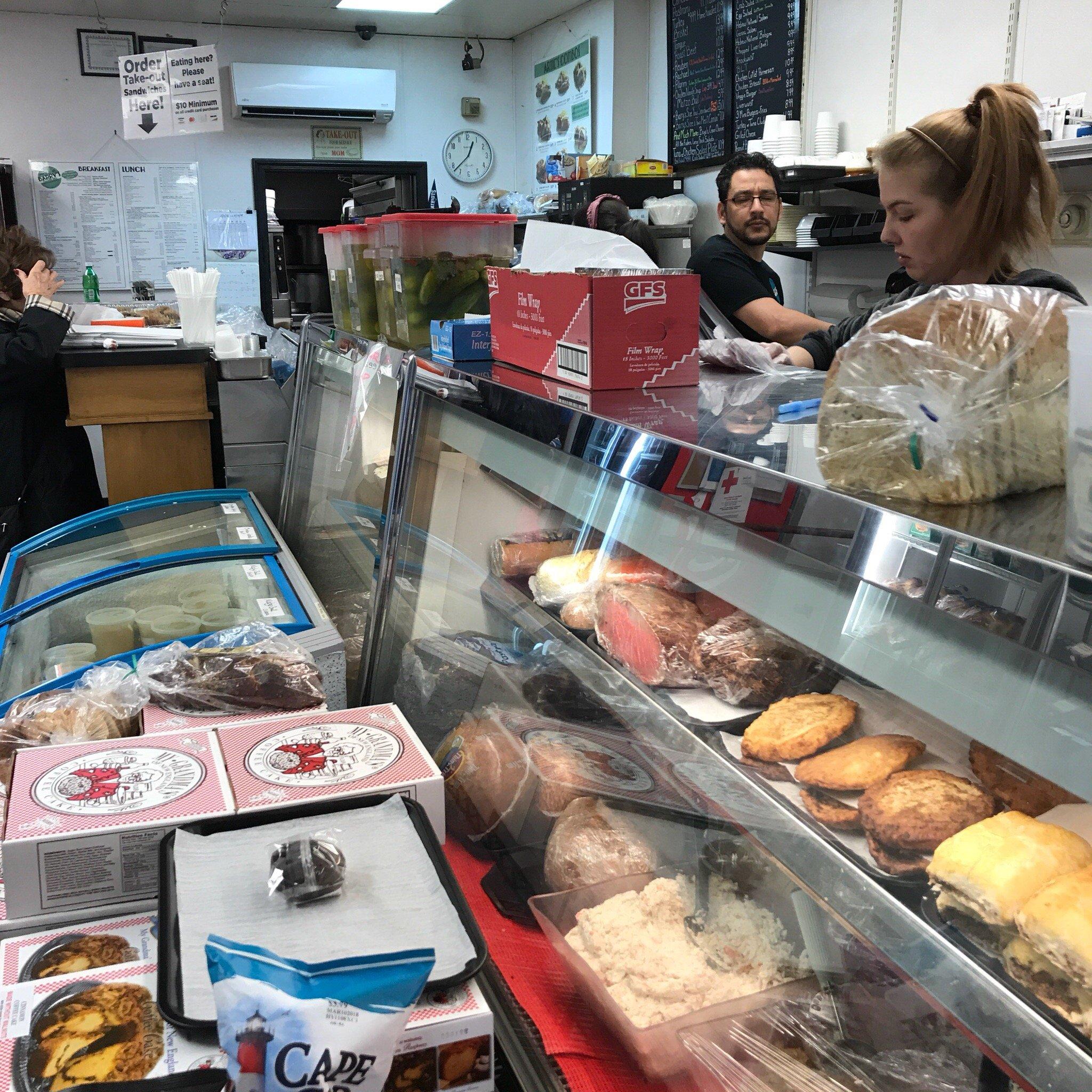 Barry's Village Deli