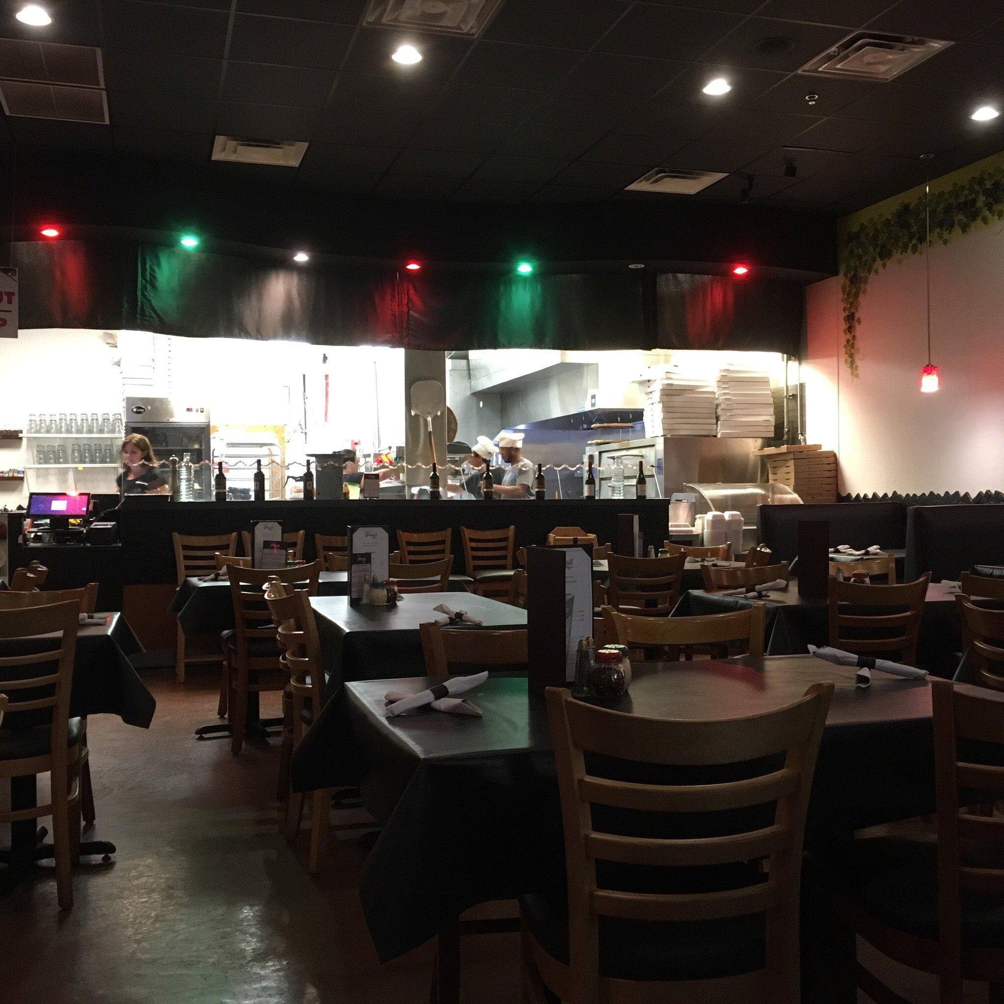 Goomba's Pizzeria