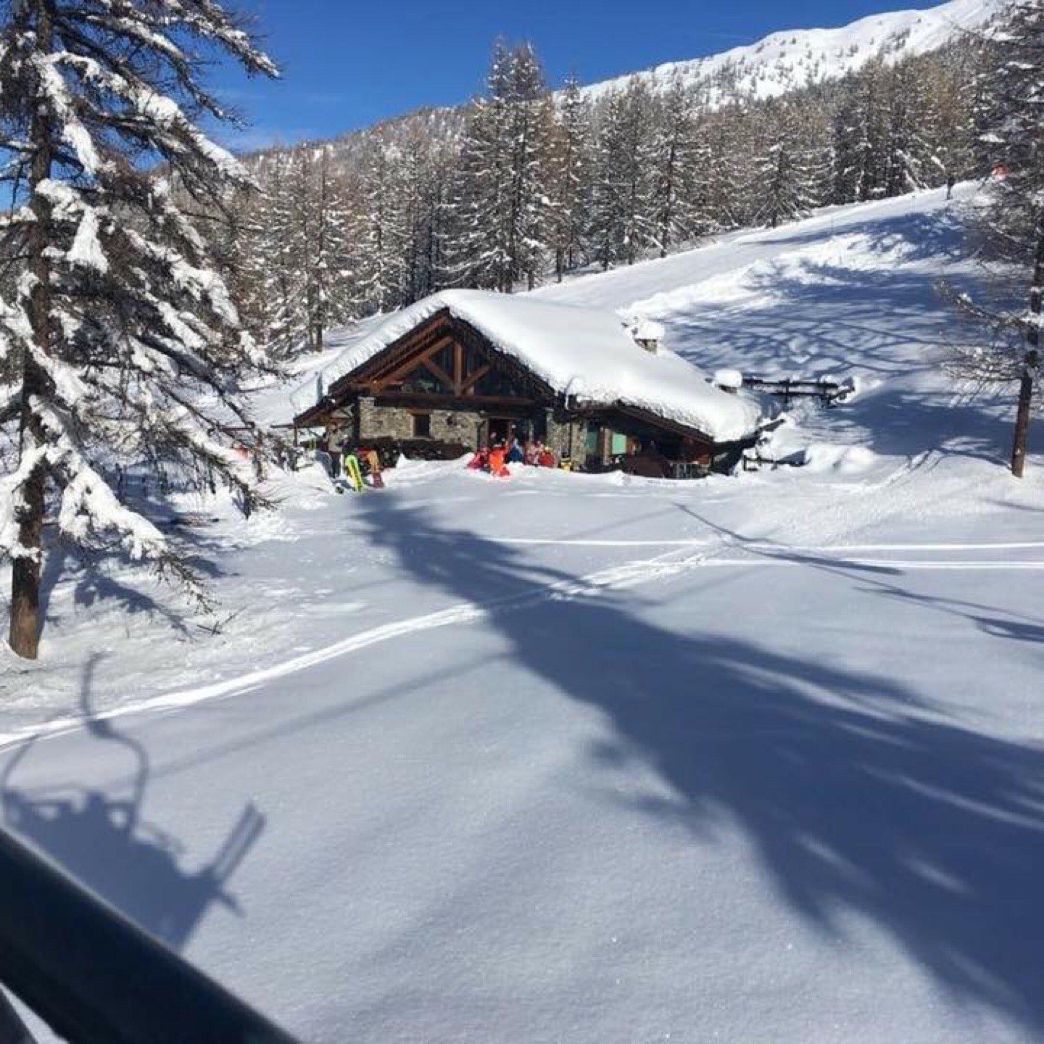 Scuola Sci & Snowboard Sansicario Action