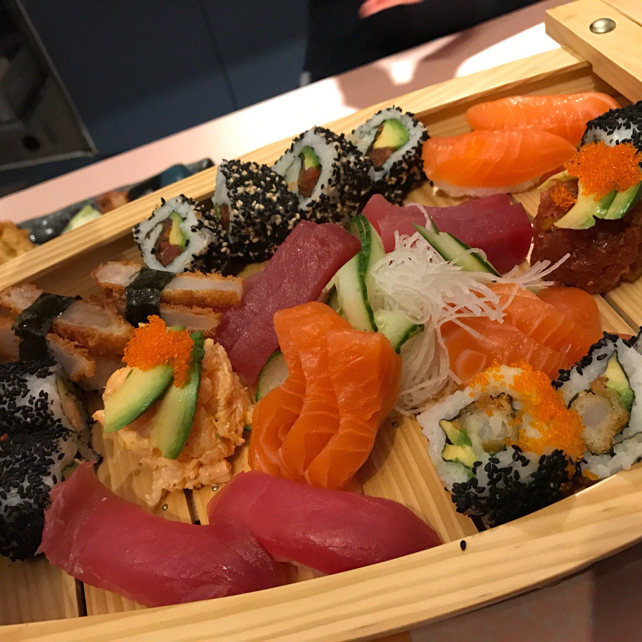 GiGi Sushi Bar Restaurant Take away