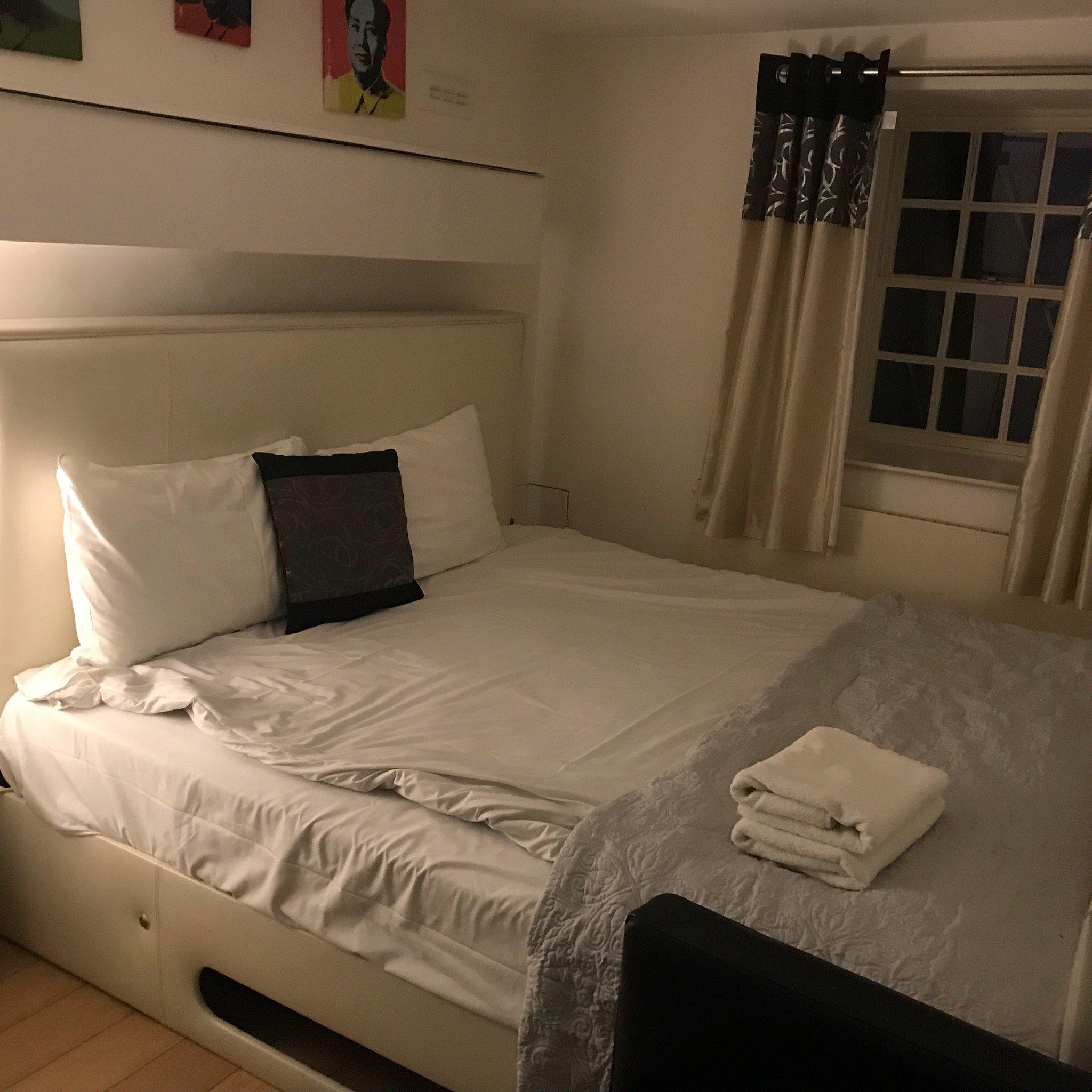 Piccadilly Circus Studios