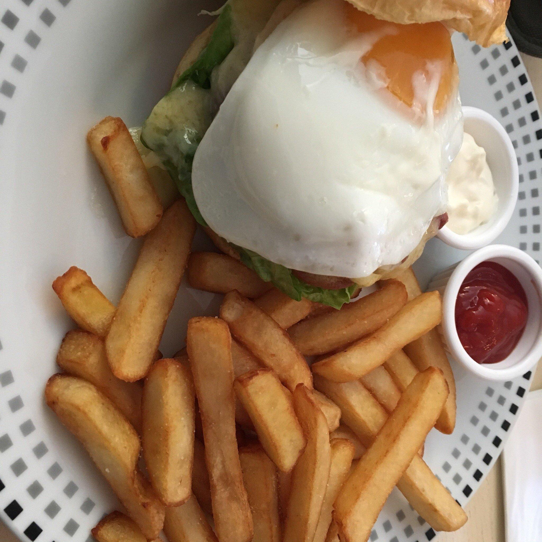 Tradewinds Gifts & Coffee Shop